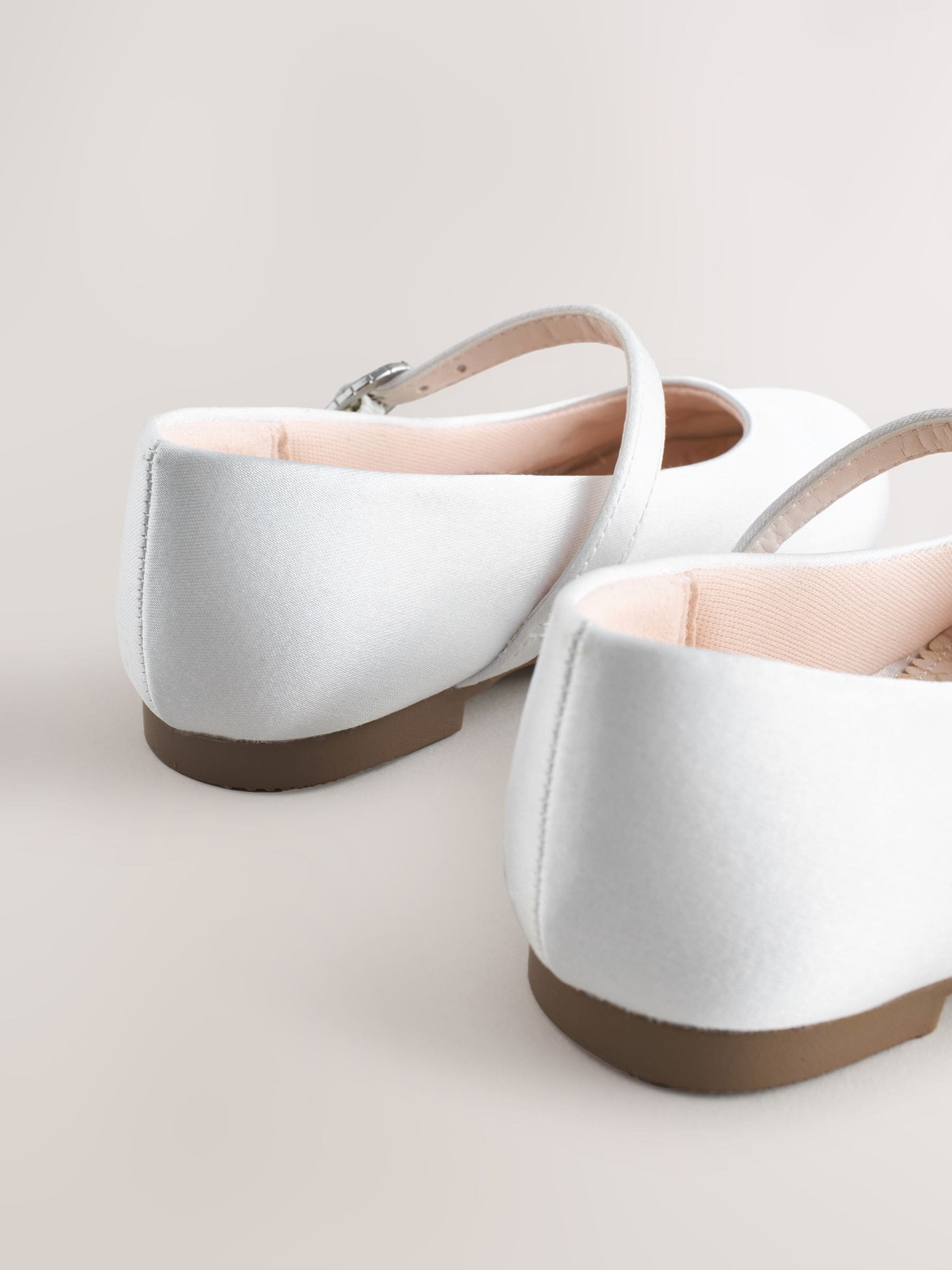 White Wide Fit (G) Flower Girl Occasion Mary Jane Shoes image 4