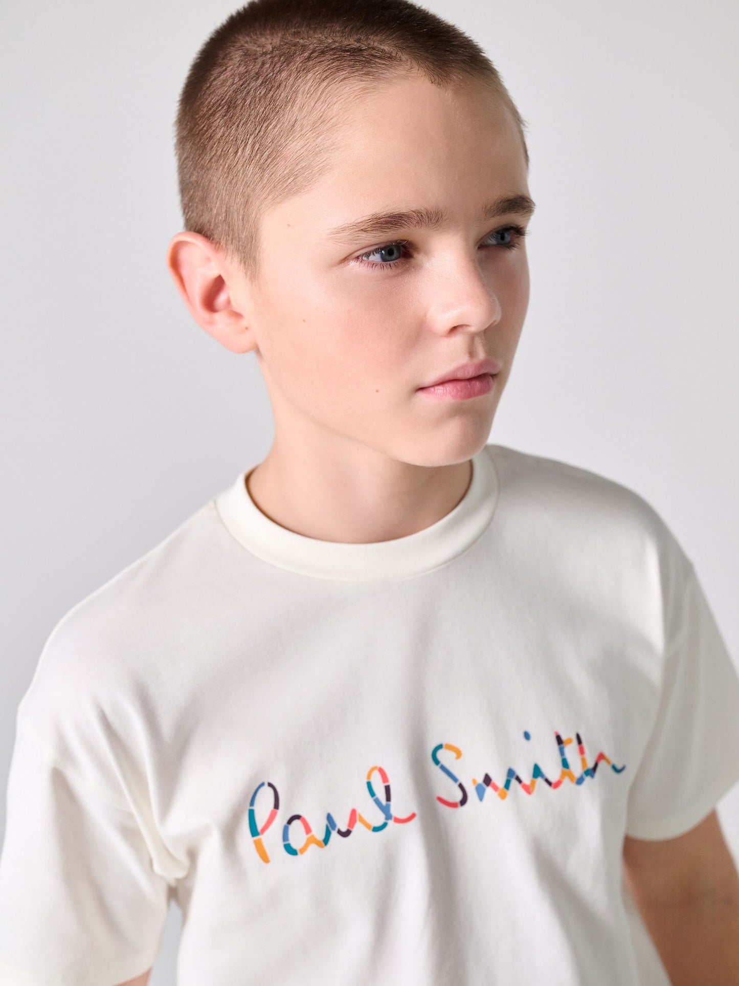 Dsiney Kidz - Paul Smith Junior White/Navy T-Shirt and Shorts Set image 2