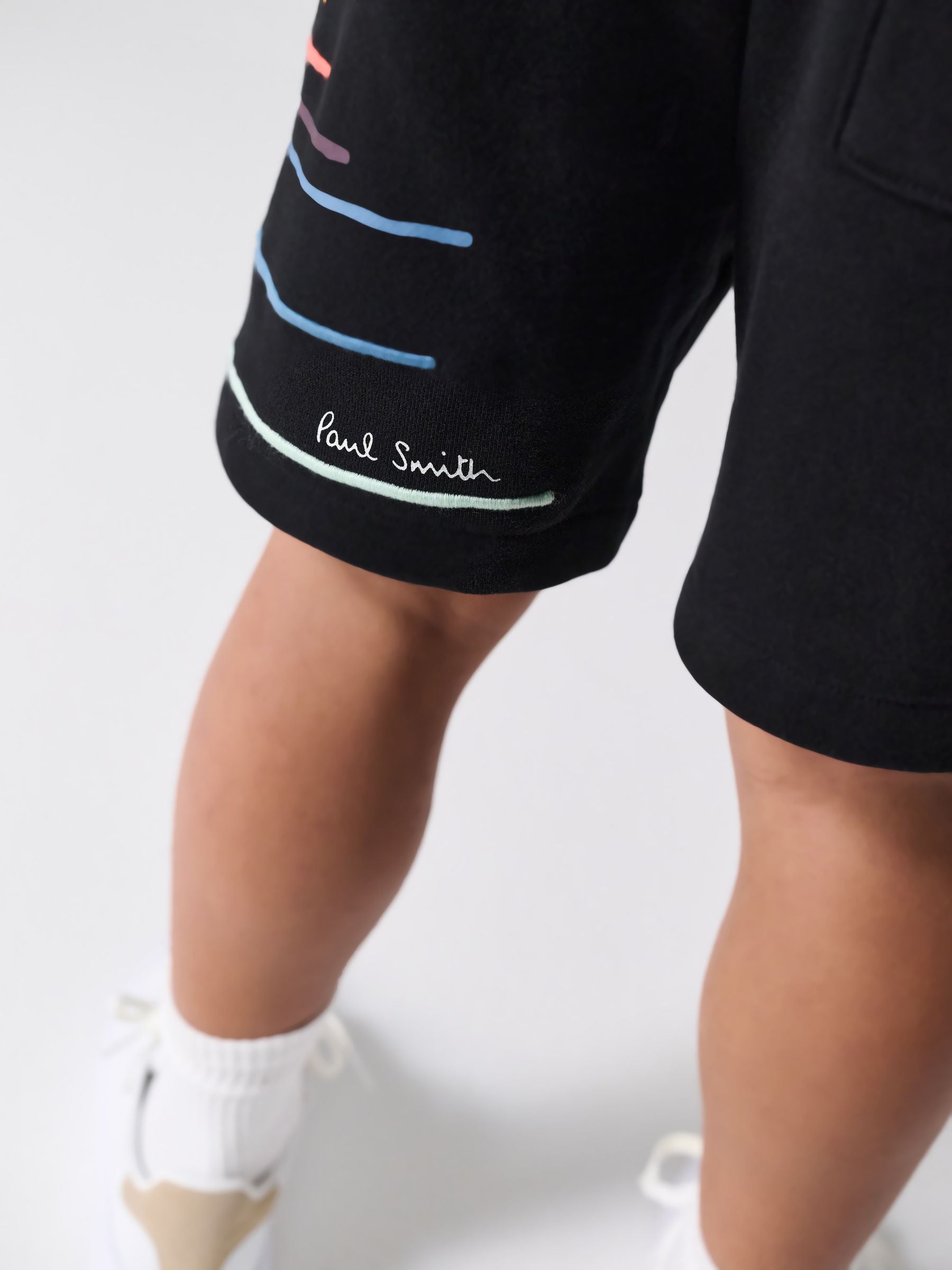 Dsiney Kidz - Paul Smith Junior Black Embroidered Stripe Sweatshirt And Shorts Set image 3