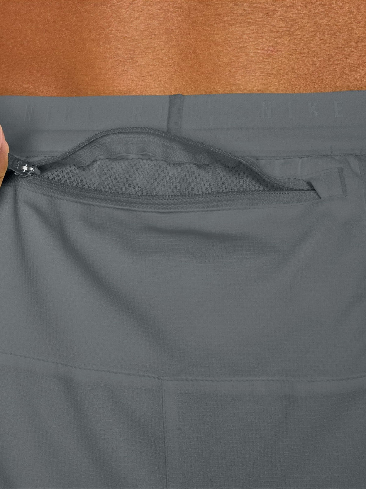 Dsiney Kidz - Nike Smoke Grey Dri-FIT Stride 7 Inch Briefs Lined Running Shorts image 4