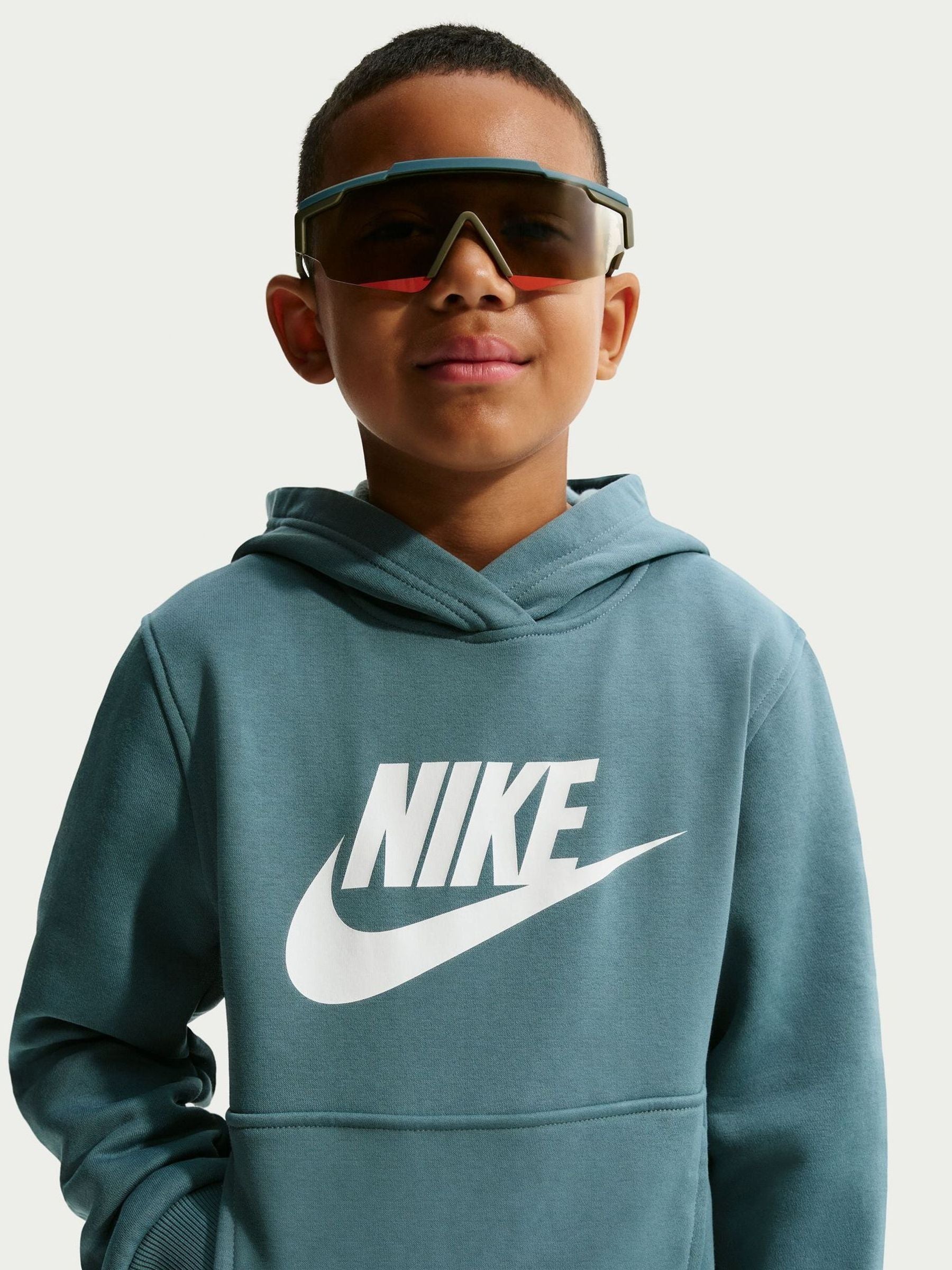 Dsiney Kidz - Nike Mineral Slate Club Fleece Logo Hoodie image 3