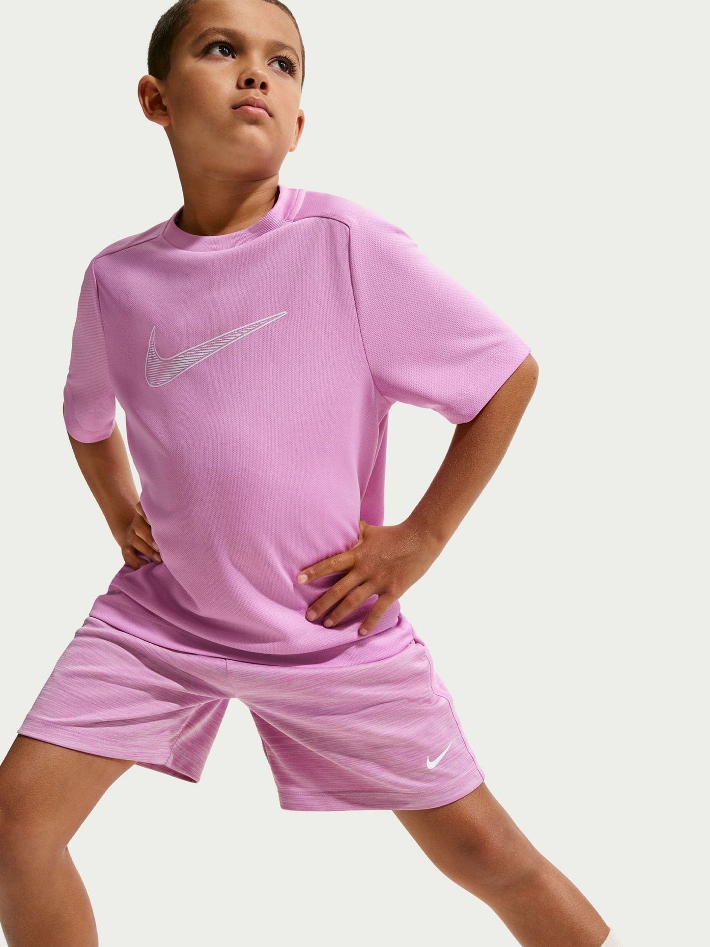 Dsiney Kidz - Nike Magenta Pink Multi Dri-FIT Shorts image 5