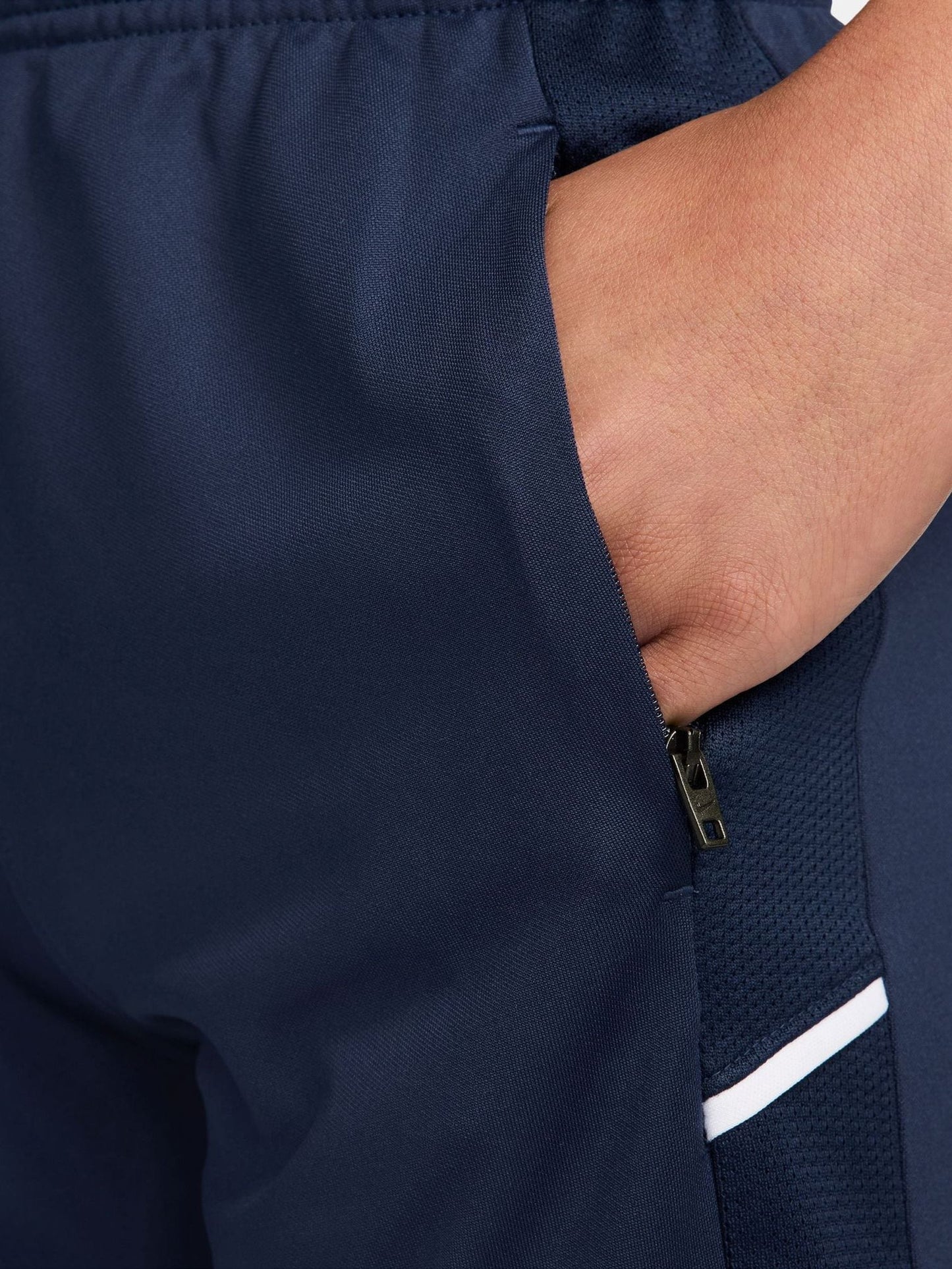 Dsiney Kidz - Nike Midnight Navy Academy Shorts image 4