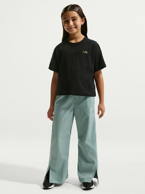 Dsiney Kidz - Nike Black Flower Graphic Boxy T-Shirt image 1