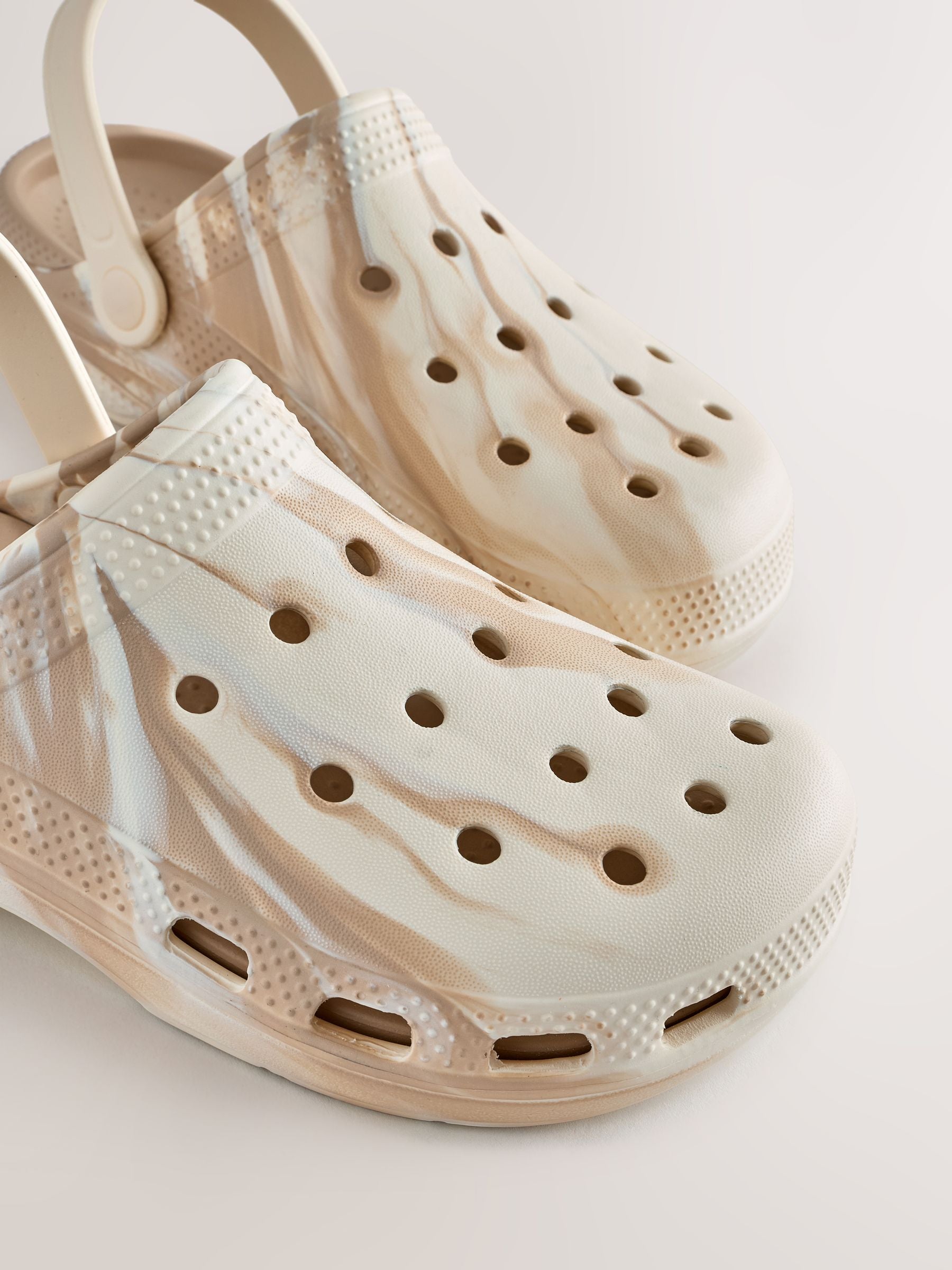 Neutral Marble Standard Fit (F) Comfort Clogs image 5