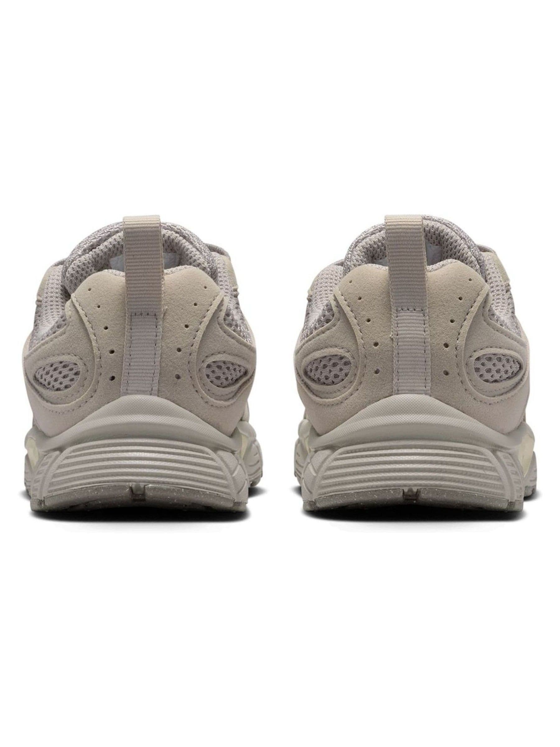 Nike Brown Junior V5 Runner Trainers image 6