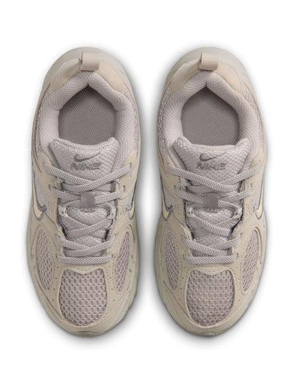 Nike Brown Junior V5 Runner Trainers image 7