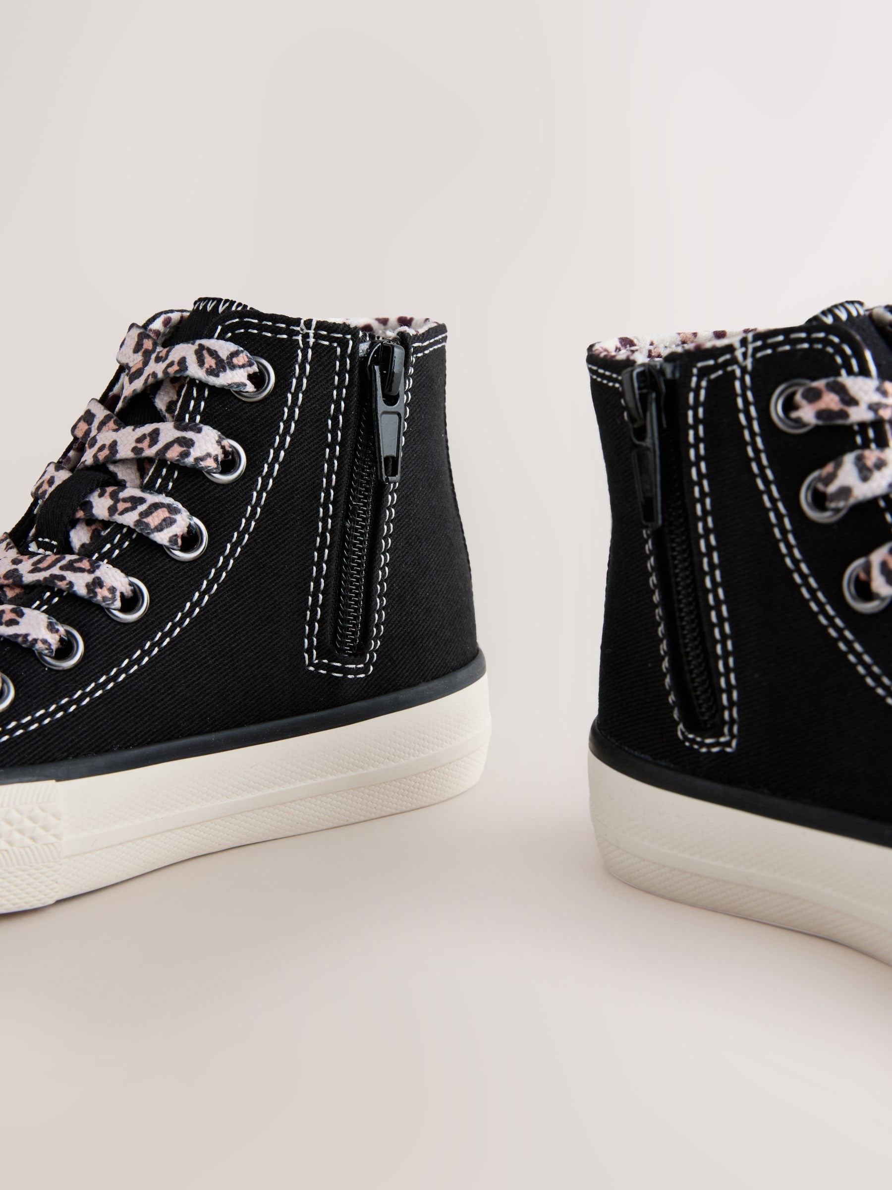 Black/Animal Standard Fit (F) High Top Trainers image 5