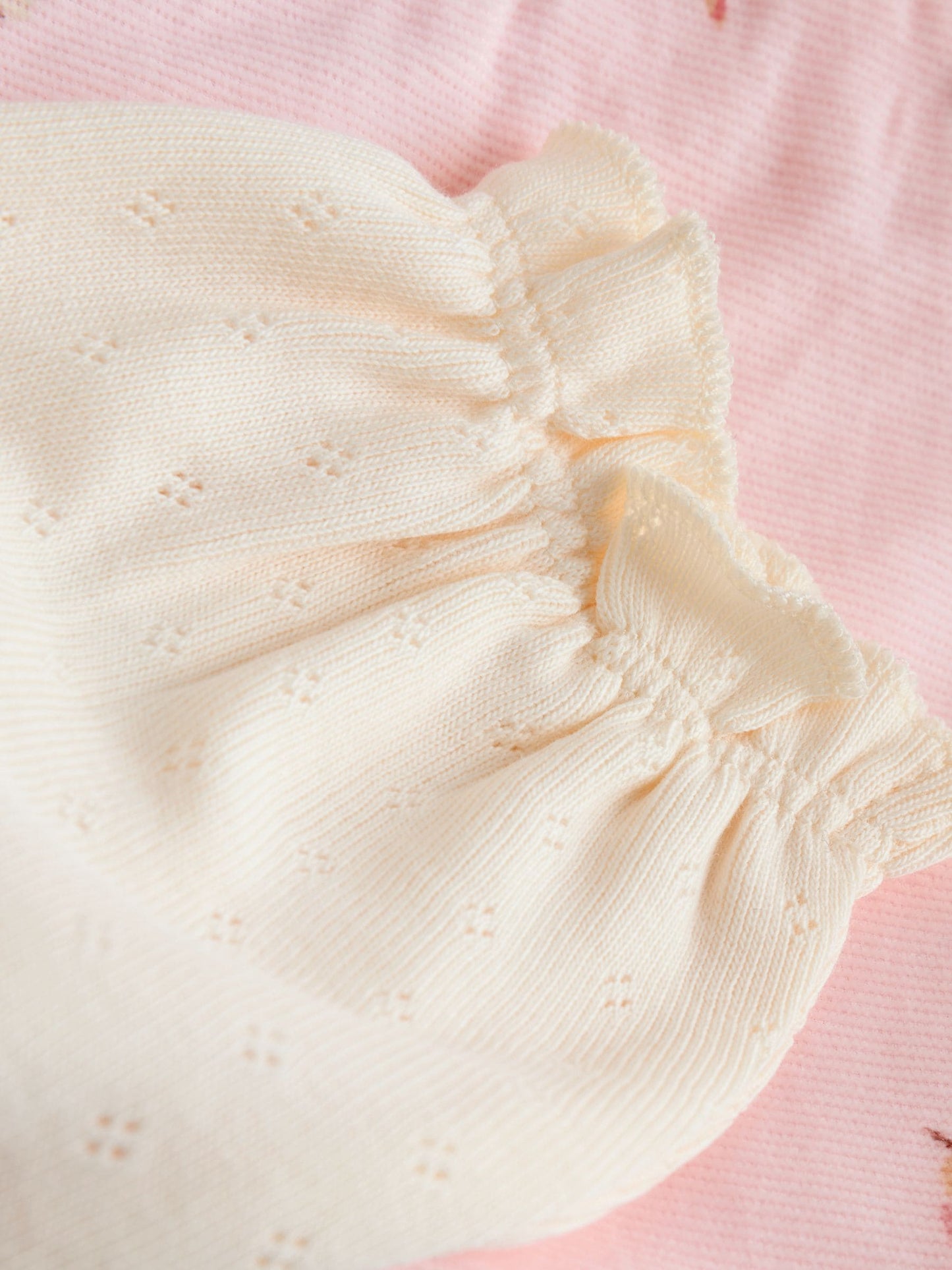 Light Pink Ditsy Baby Print Long Sleeve Bodysuit and Cord Dungarees Set 2 Piece (0mths-2yrs)