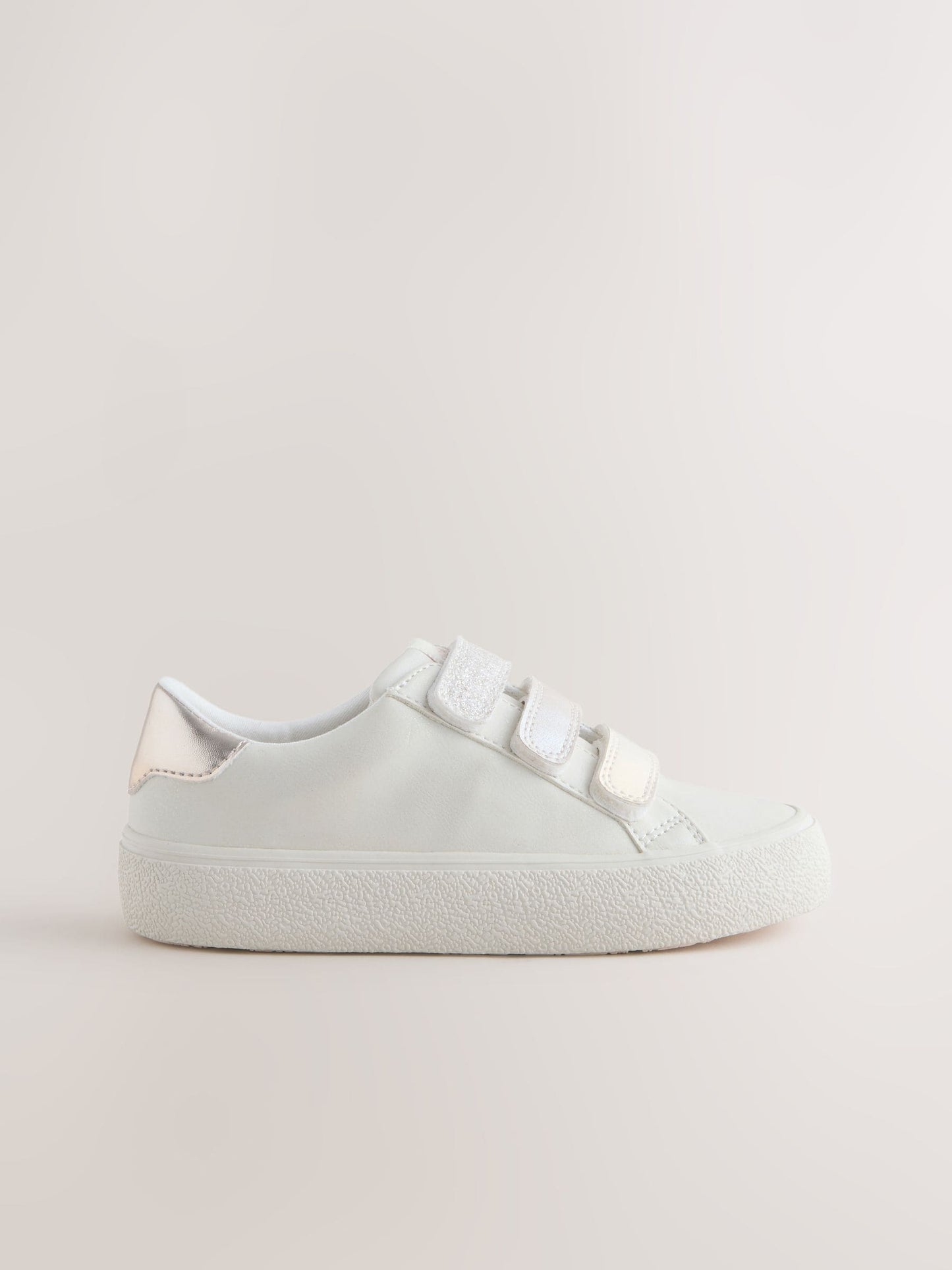 White Touch Fastening Standard Fit (F) Low Top Trainers image 2