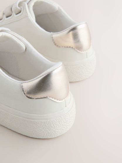 White Touch Fastening Standard Fit (F) Low Top Trainers image 3