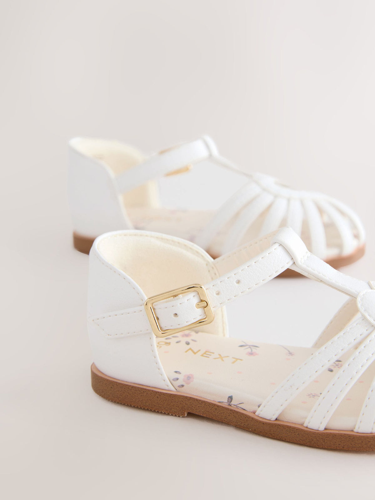 Dsiney Kidz - White Standard Fit (F) Fisherman Heart Occasion Sandals image 5