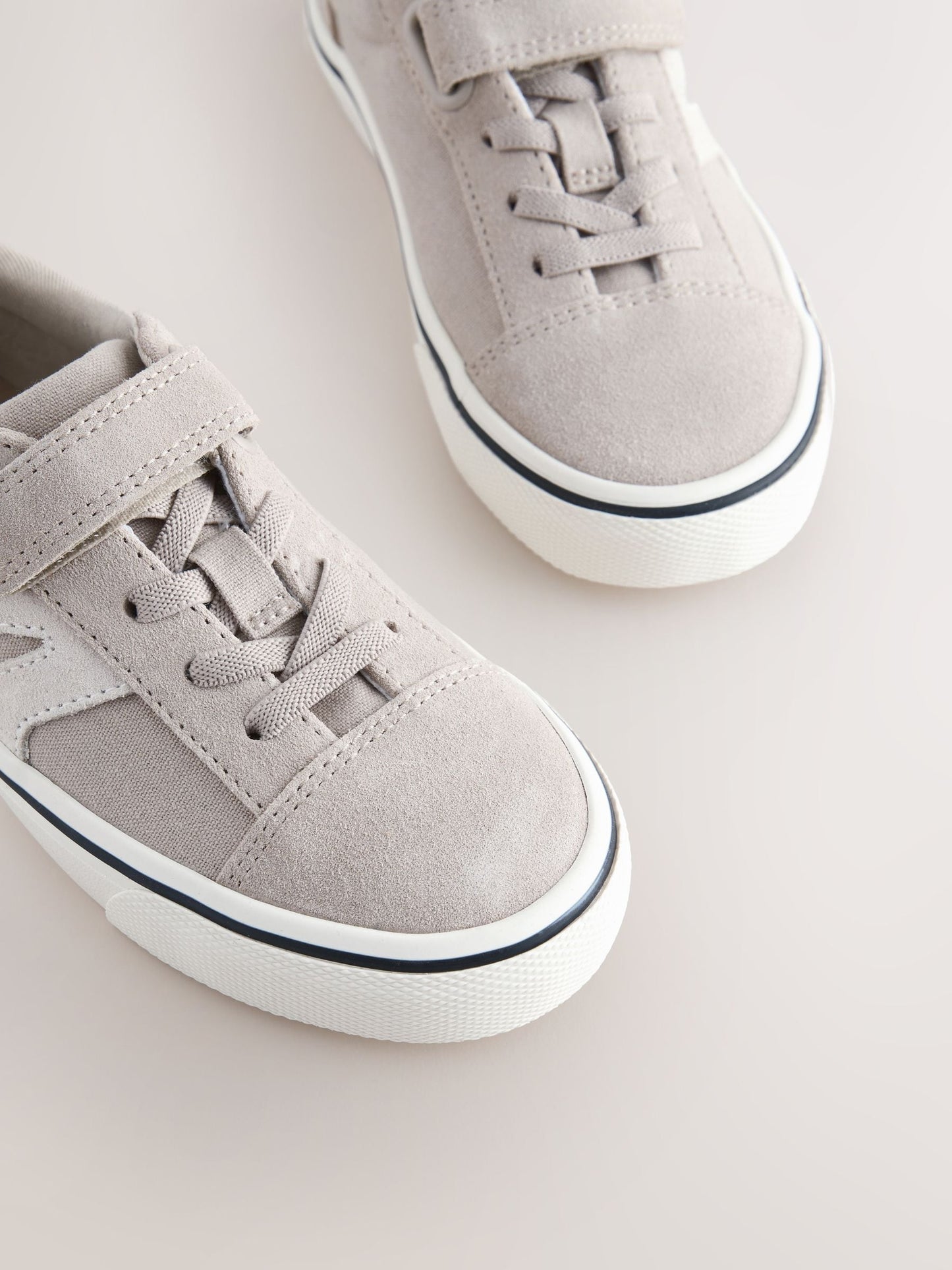 Neutral Touch Fastening Elastic Lace Trainers image 4