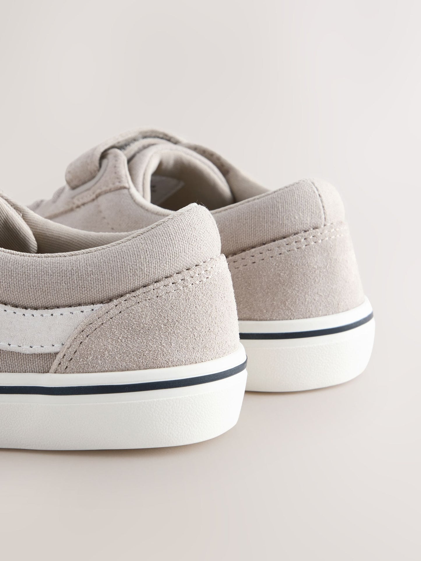 Neutral Touch Fastening Elastic Lace Trainers image 5