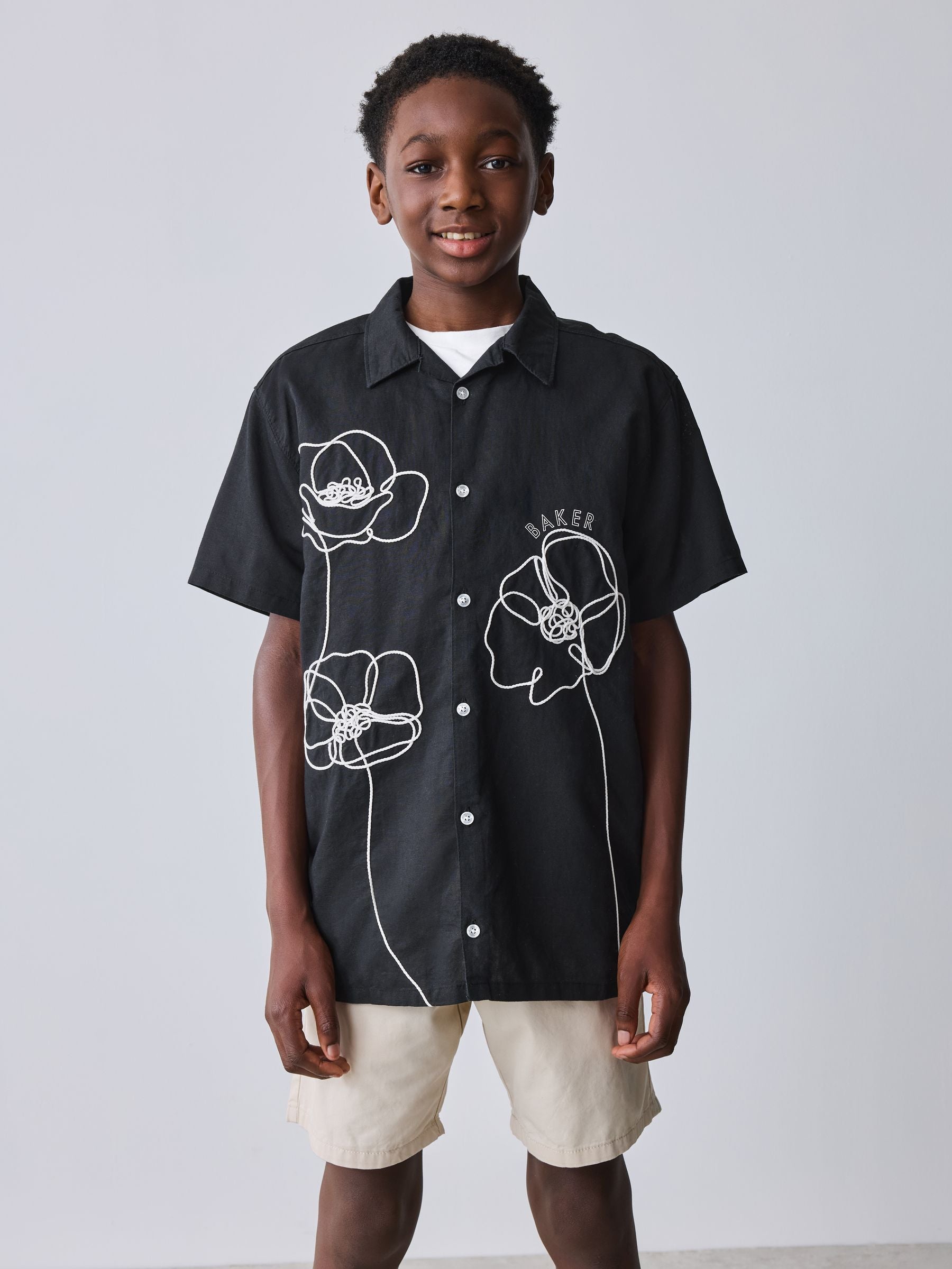 Dsiney Kidz - Baker by Ted Baker Linen Blend Floral Black Shirt and T-Shirt Set image 2