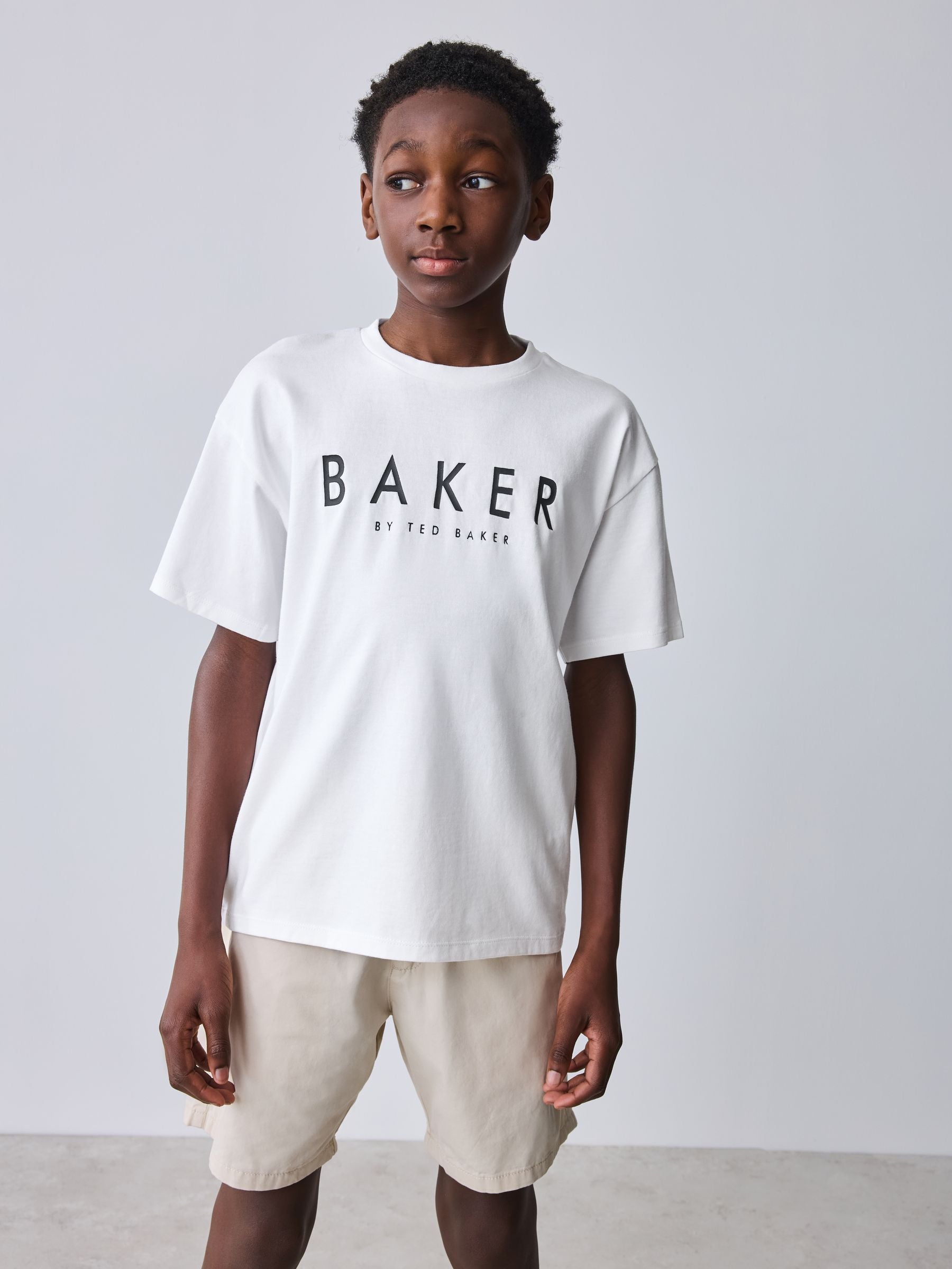 Dsiney Kidz - Baker by Ted Baker Linen Blend Floral Black Shirt and T-Shirt Set image 3