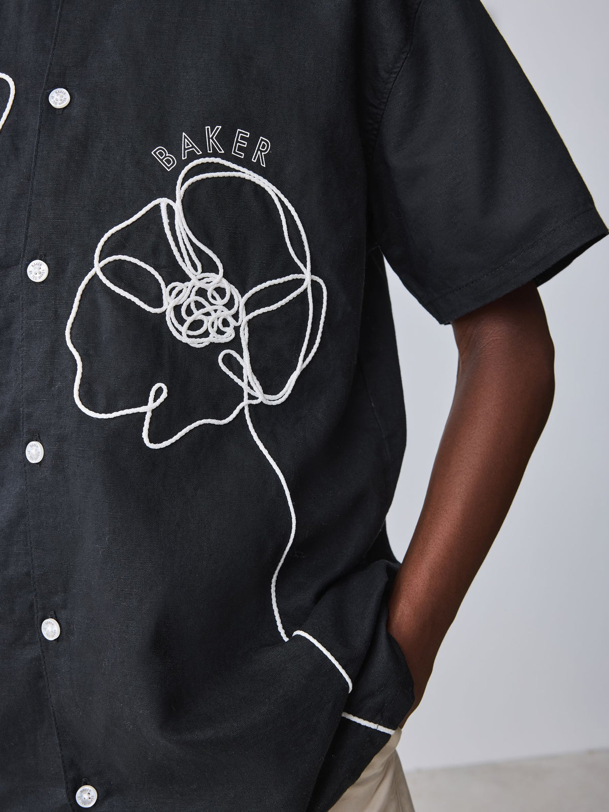 Dsiney Kidz - Baker by Ted Baker Linen Blend Floral Black Shirt and T-Shirt Set image 5