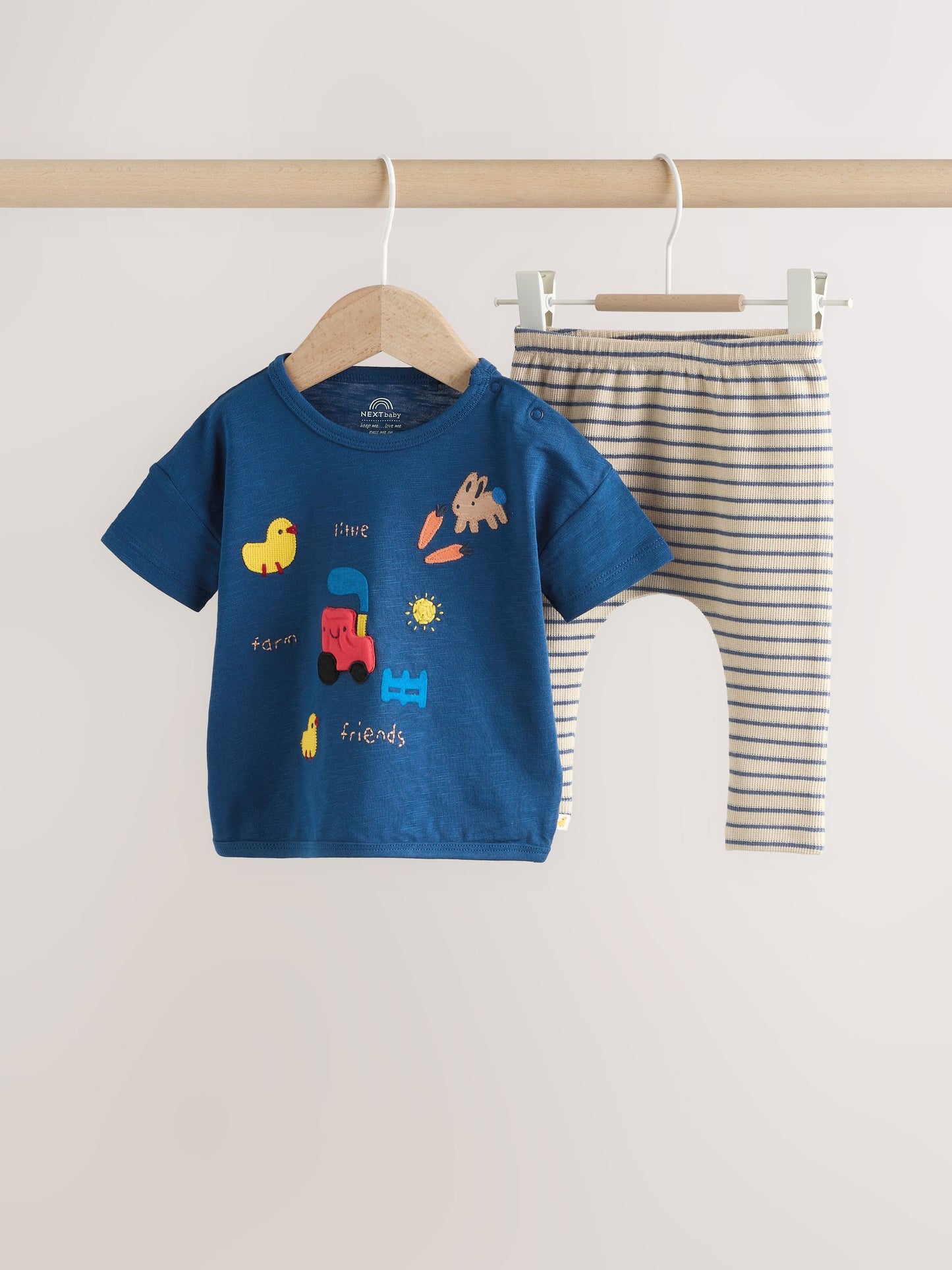 Blue Farm Top and Leggings Baby Set (0mths-2yrs) image 4