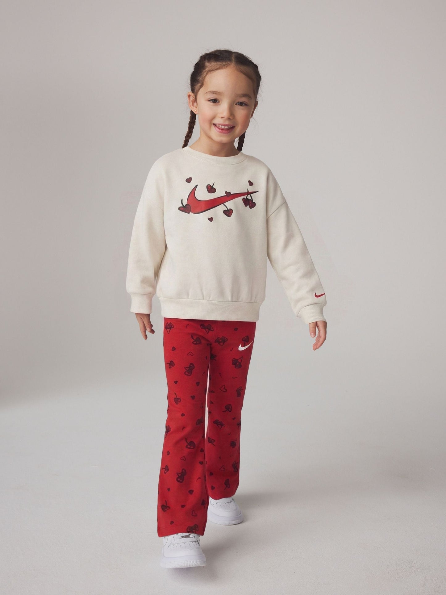 Nike Red Crew Top & Joggers Set image 1