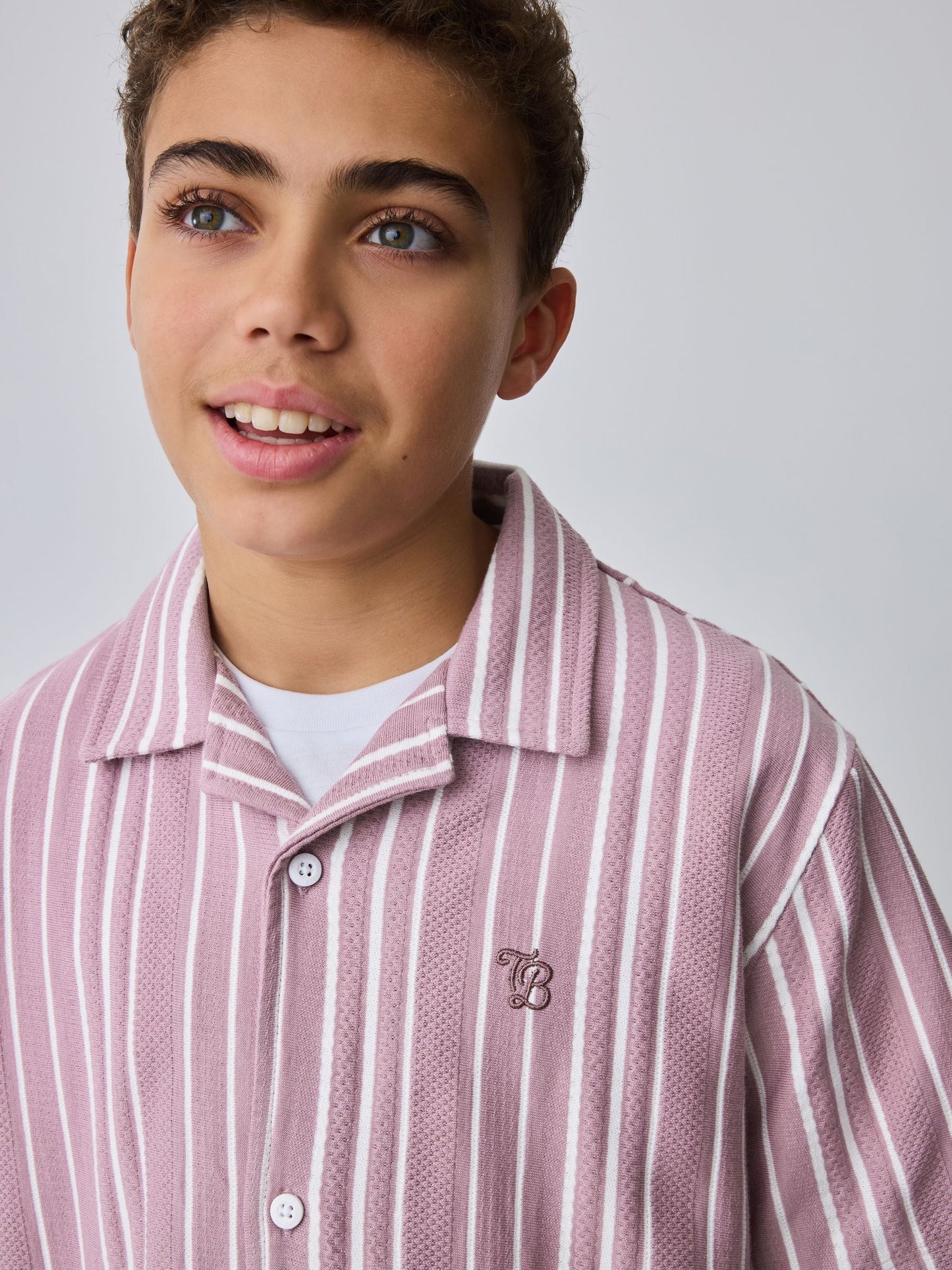 Baker by Ted Baker Textured Striped Shirt, T-Shirt and Shorts Set image 7