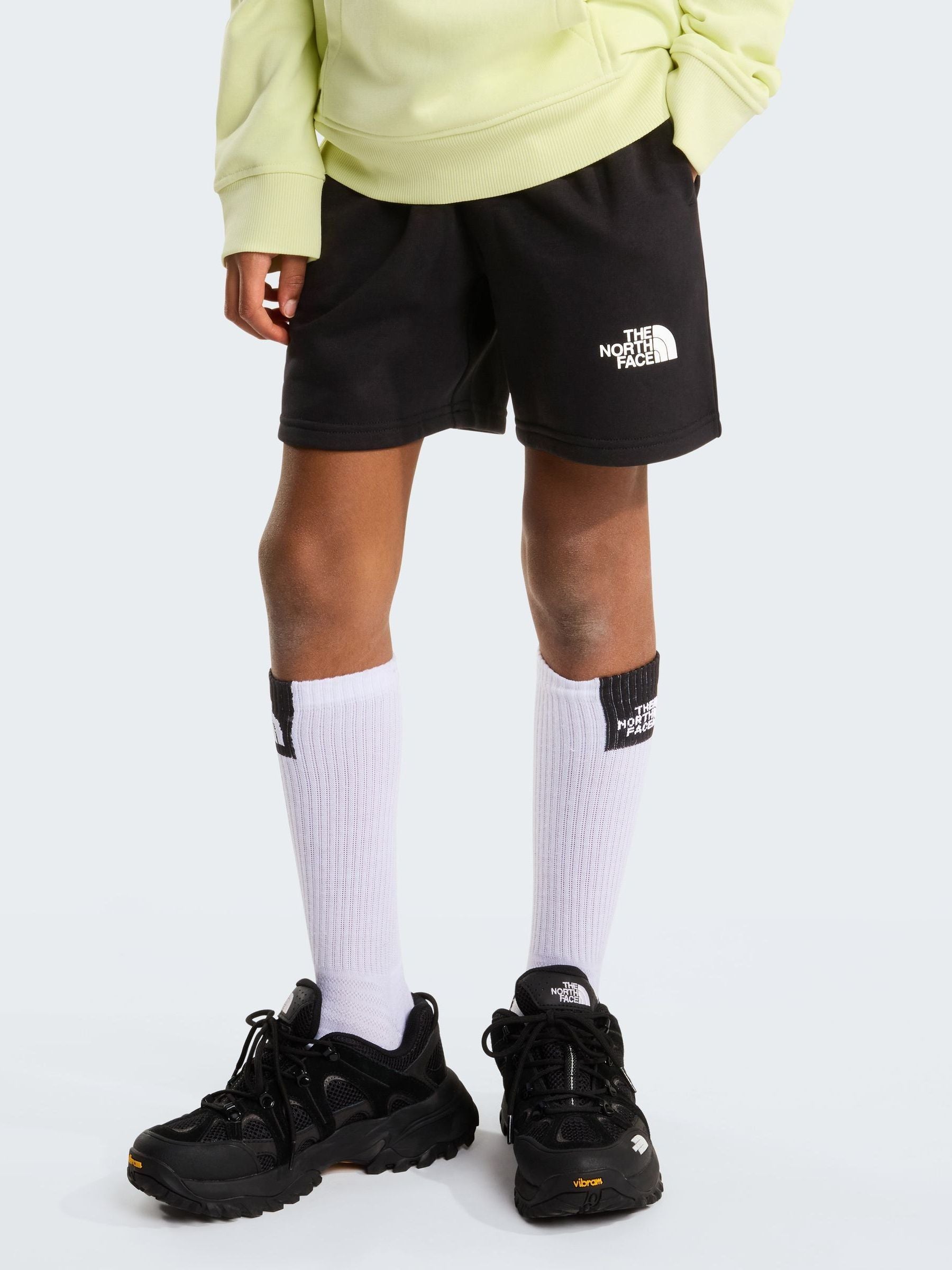 Dsiney Kidz - The North Face Black Teen Simple Dome Light Regular Shorts image 1
