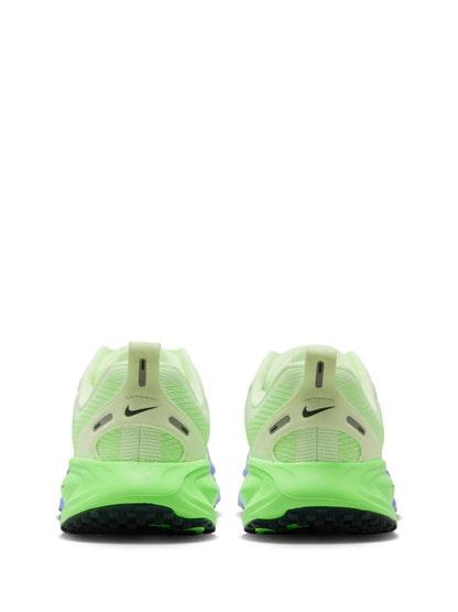 Nike Bright Green Youth Vomero 18 Road Running Trainers image 4