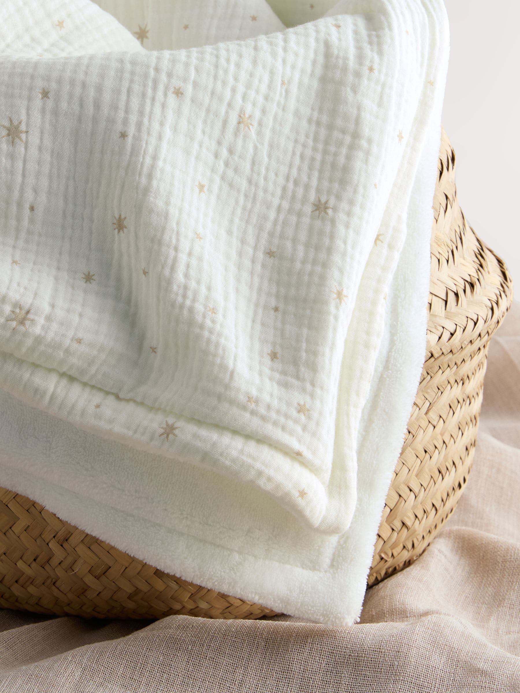 Neutral Delicate Star Muslin Baby Fleece Blanket image 1