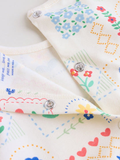 Red and White Embroidered Patterned Jersey Baby Rompers 3 Pack image 9