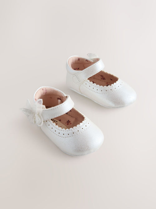 Dsiney Kidz - White Shimmer Butterfly Mary Jane Baby Shoes (0-18mths) image 1
