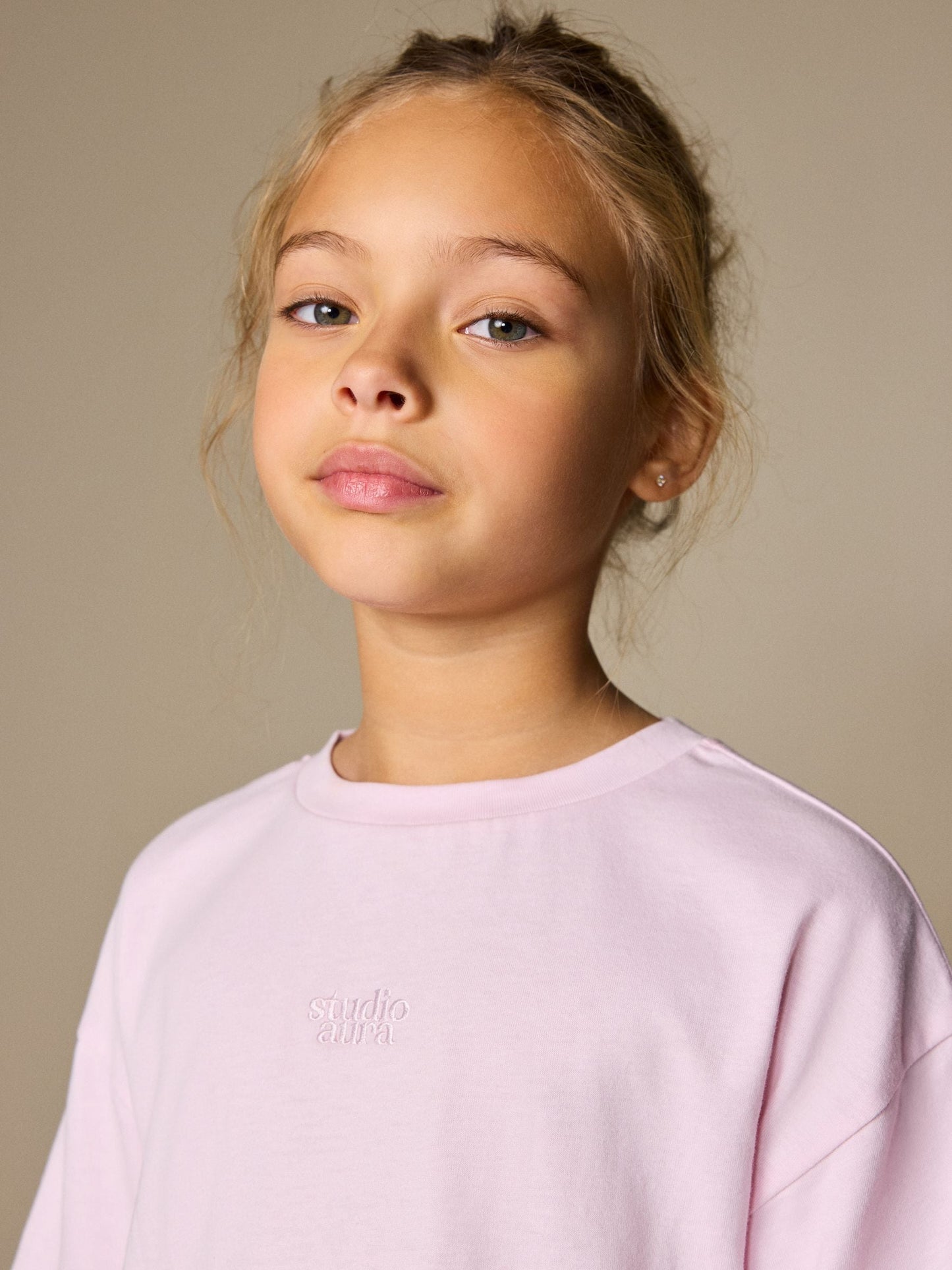Dsiney Kidz - Pink Studio Aura Oversized T-Shirt Cycling Shorts Set (3-16yrs) image 2