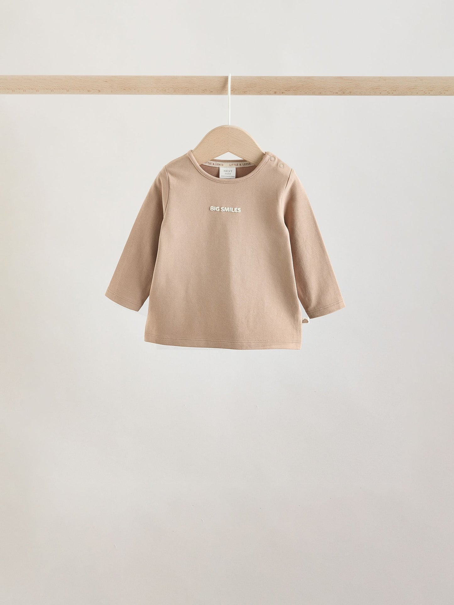 Neutral/Grey Long Sleeve Baby T-Shirts 3 Pack (0mths-2yrs) image 4