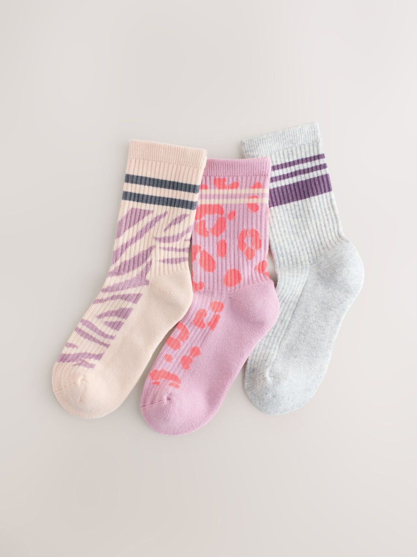 Animal Print Cotton Rich Cushioned Sole Ribbed Ankle Socks 3 Pack image 1