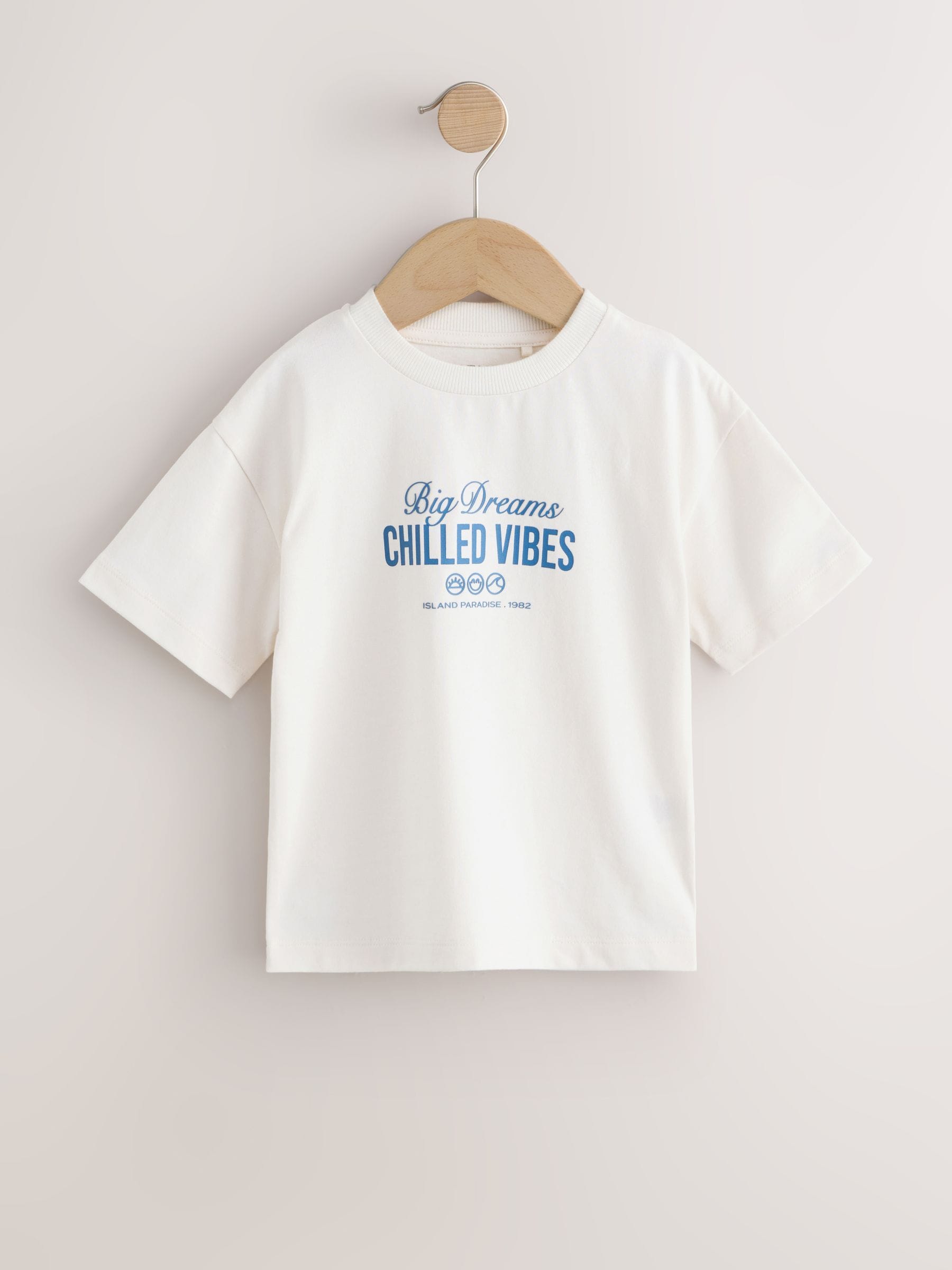 Blue/Navy/Green/Red/White Small Short Sleeve Graphic T-Shirts 5 Pack (3mths-7yrs) image 4