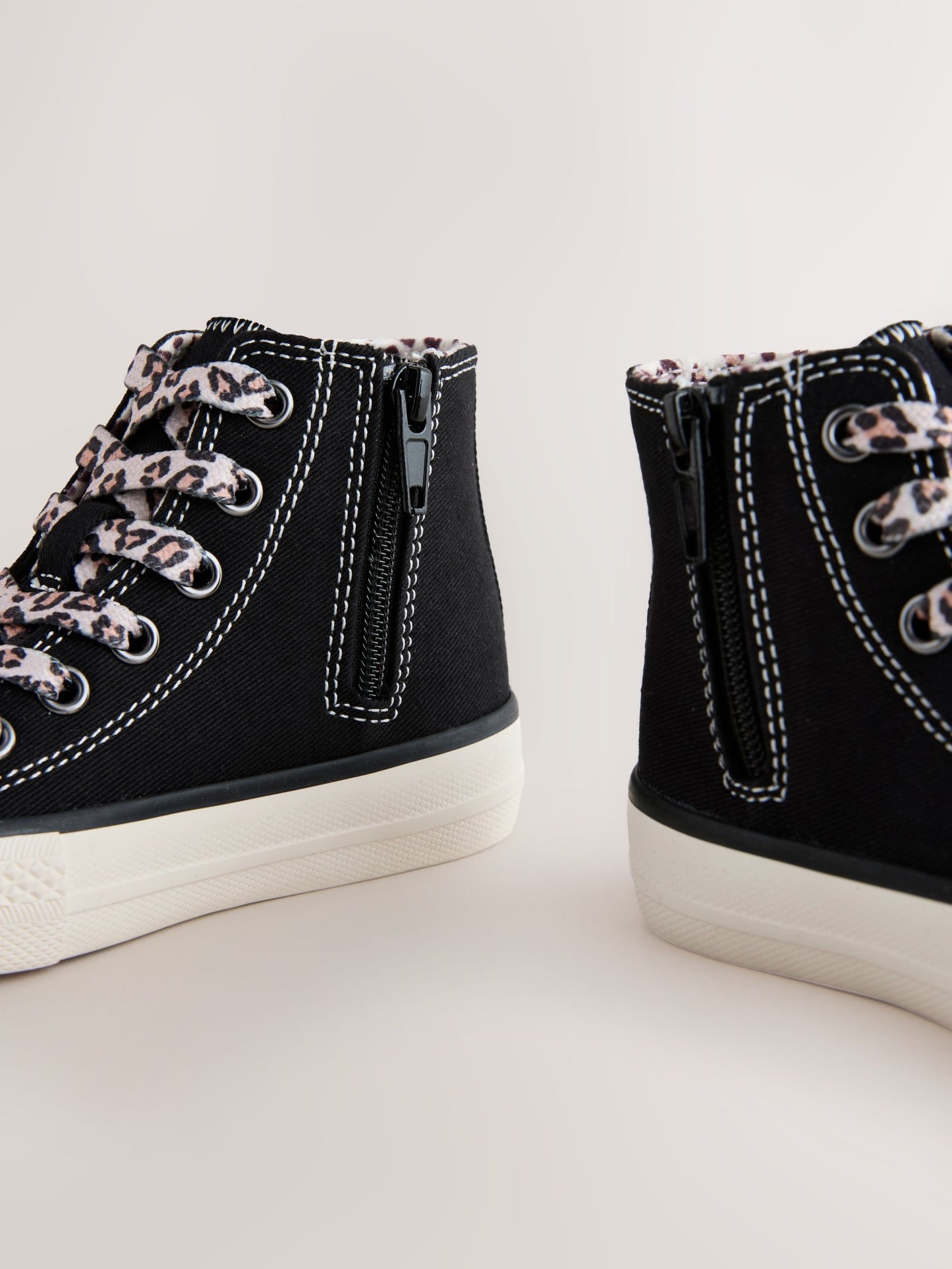 Black/Animal Wide Fit (G) High Top Trainers image 5