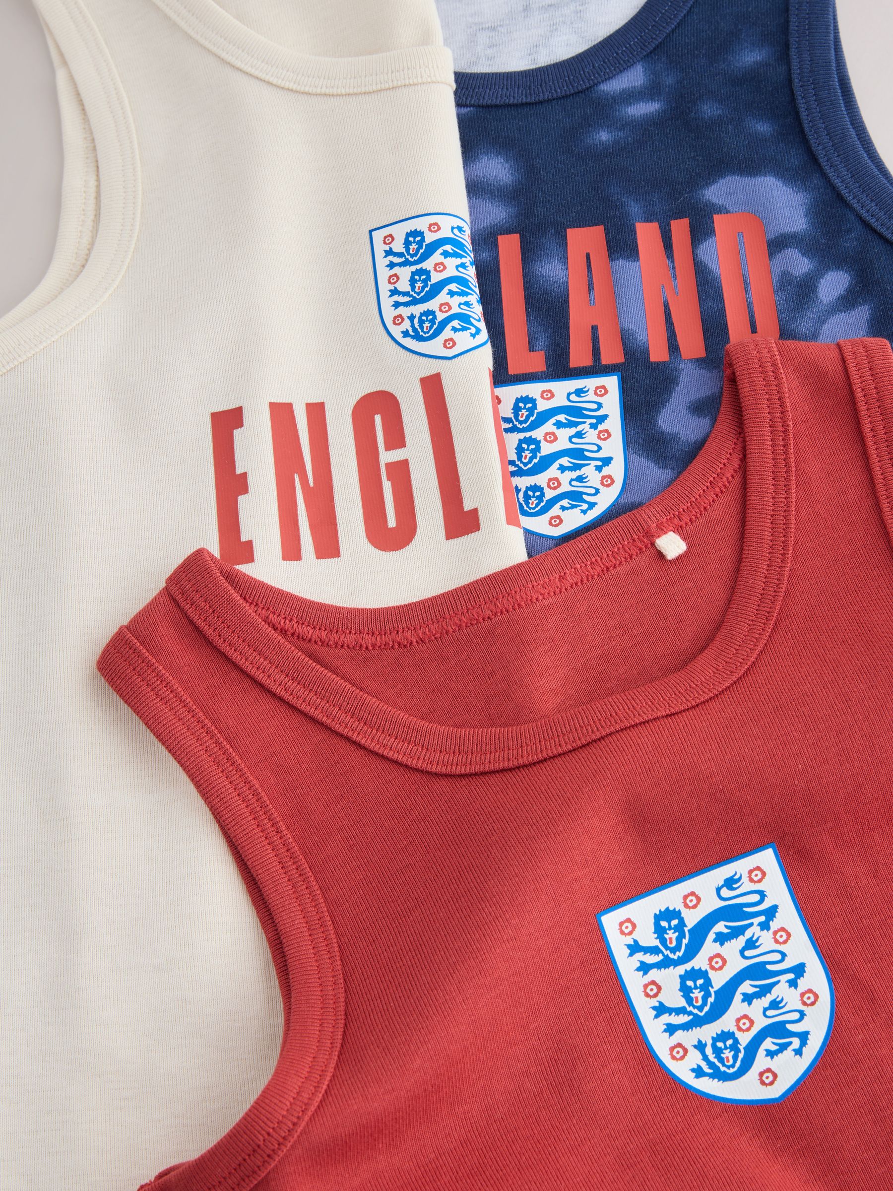 Dsiney Kidz - Red/White/Navy England FA Vests 3 Pack (2-14yrs) image 6