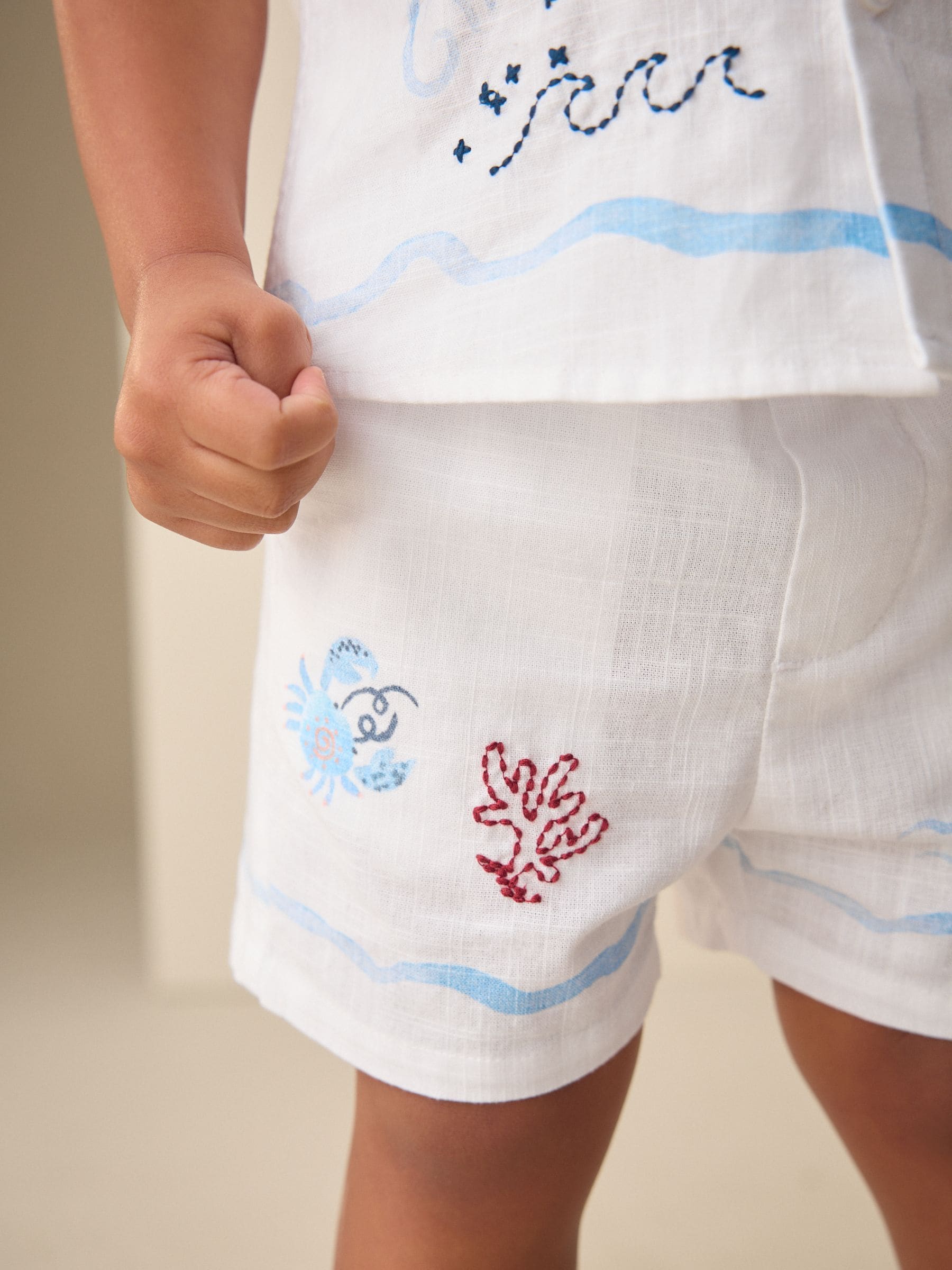 White Sealife Embroidery Short Sleeve Shirt & Shorts Set (3mths-10yrs) image 4
