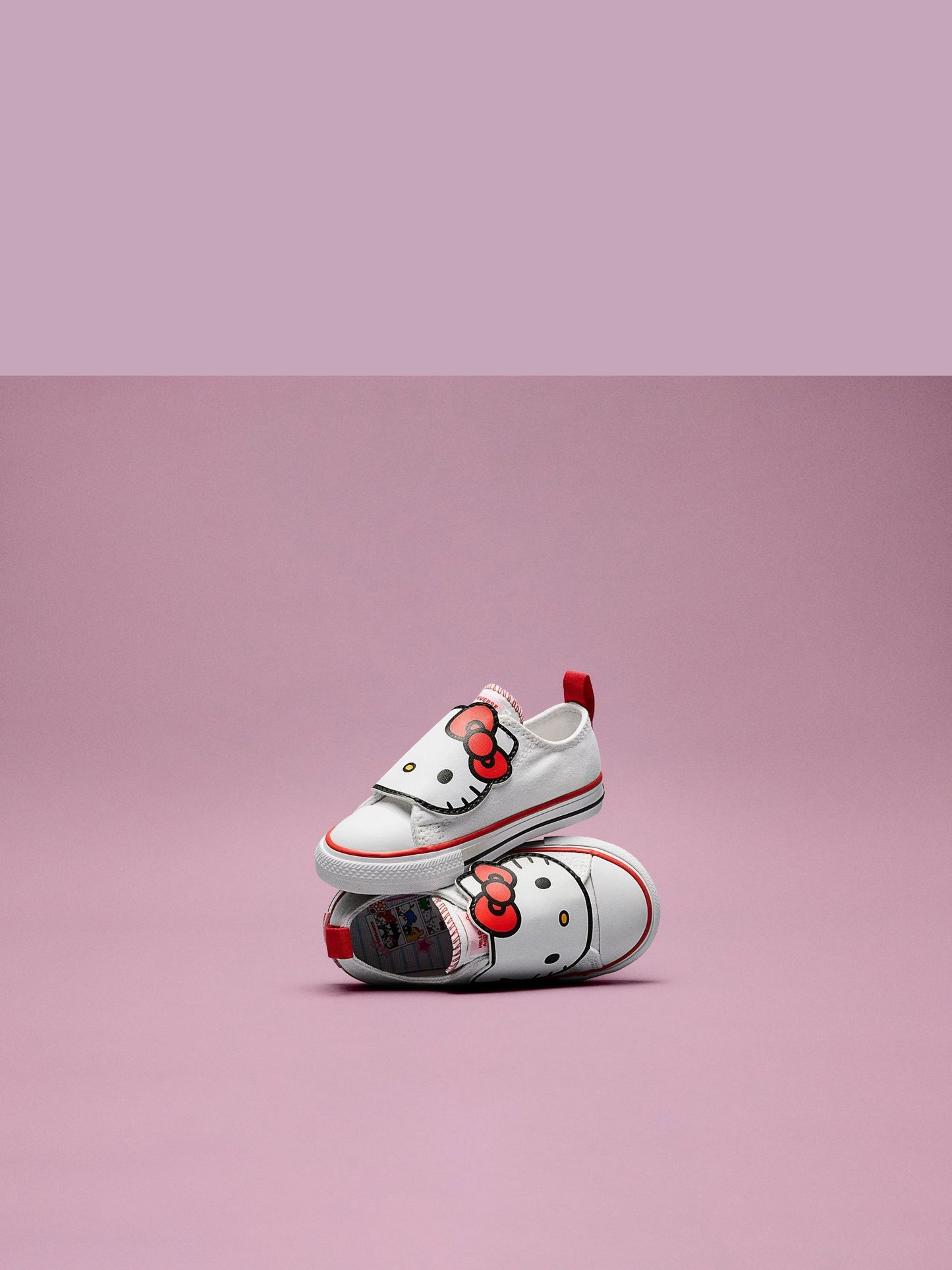 Converse White Hello Kitty 1V Low Trainers image 2