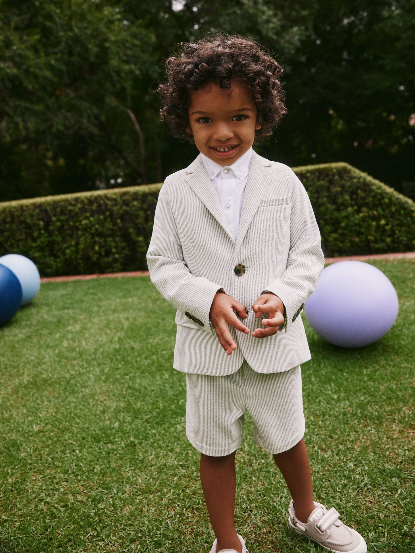 Baker by Ted Baker White/Blue Seersucker Textured Suit Jacket and Shorts Set image 1