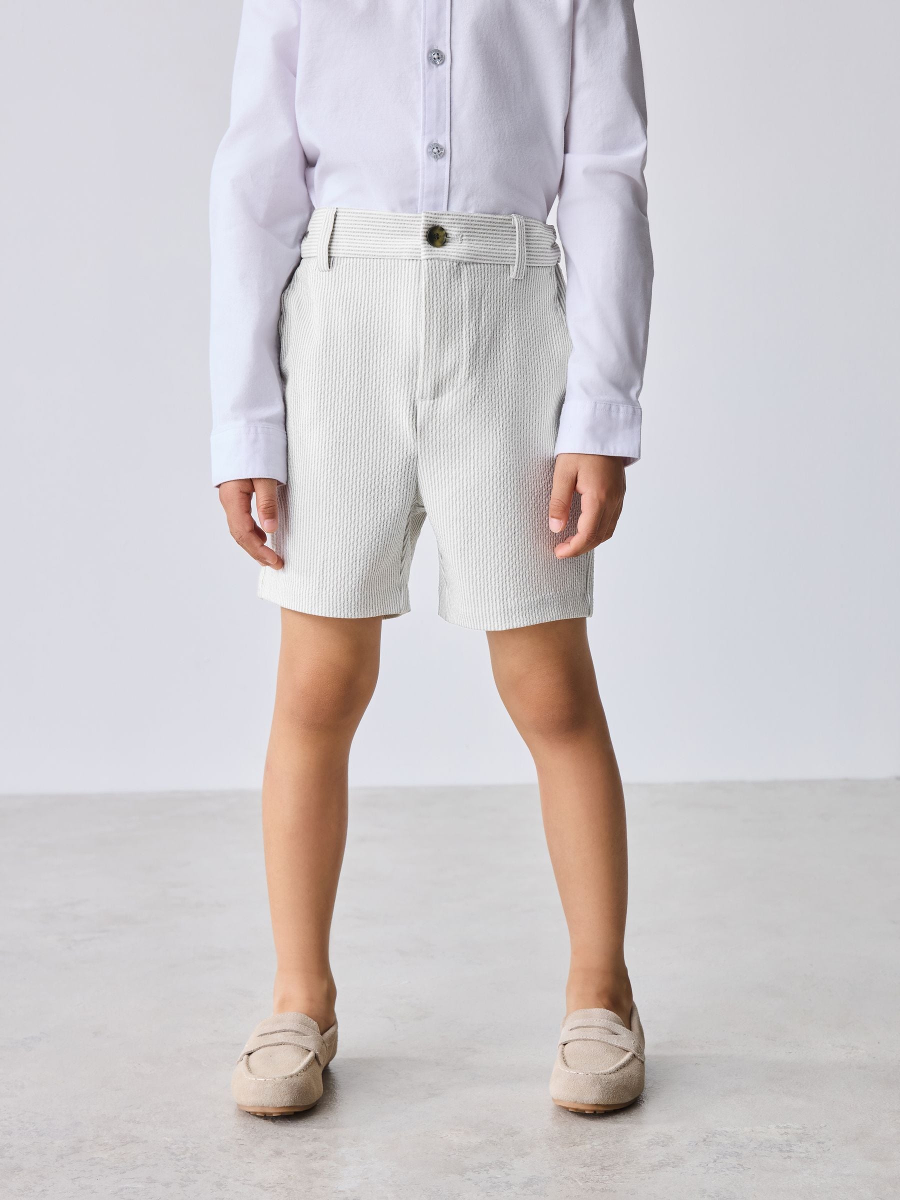 Baker by Ted Baker White/Blue Seersucker Textured Suit Jacket and Shorts Set image 3