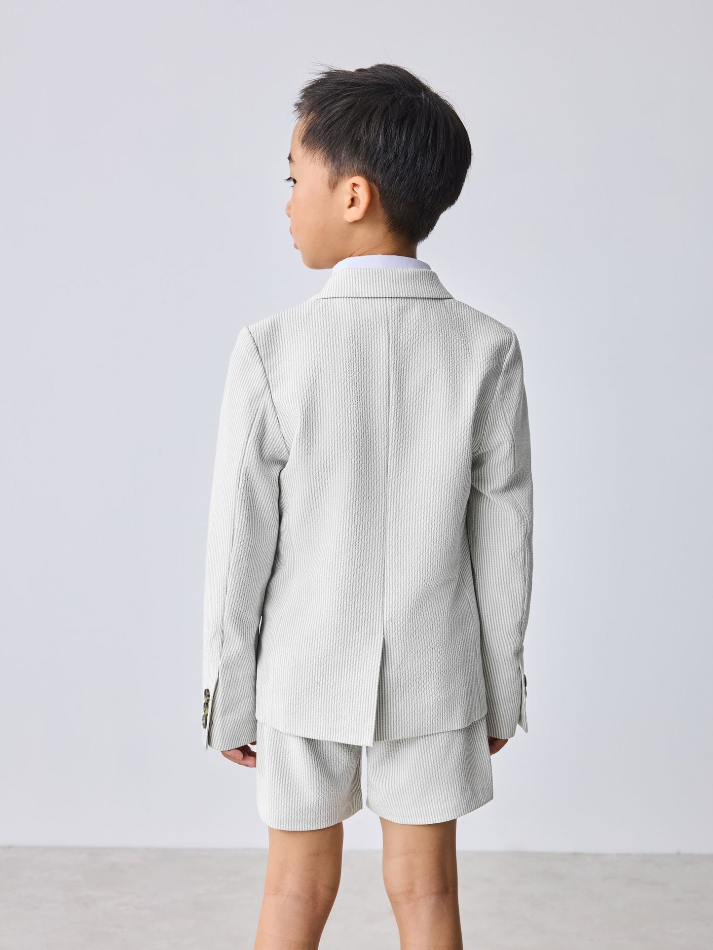 Baker by Ted Baker White/Blue Seersucker Textured Suit Jacket and Shorts Set image 4
