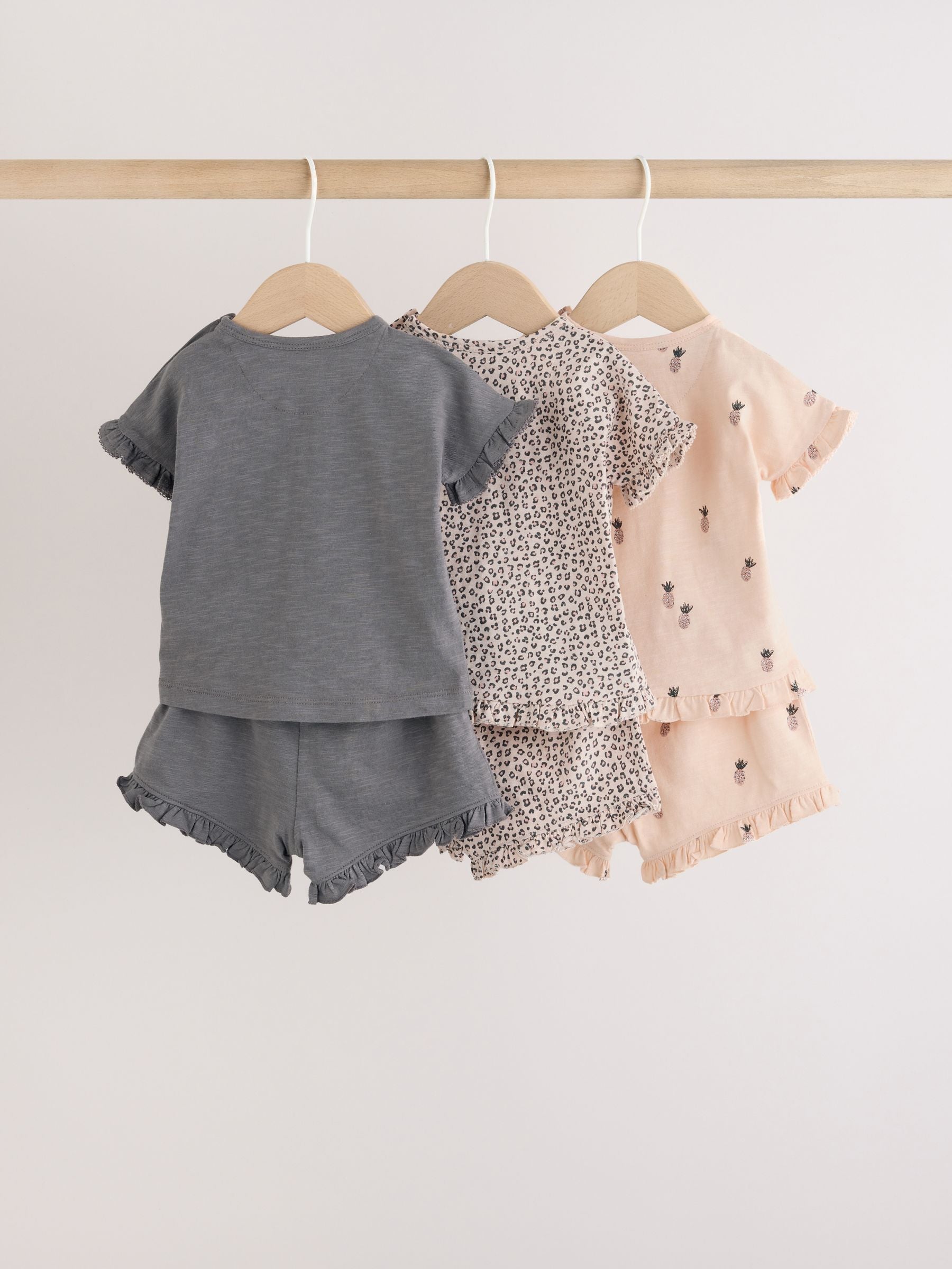 Monochrome Flower Short Sleeve Top and Shorts Baby Set 6 Piece (0mths-2yrs) image 2