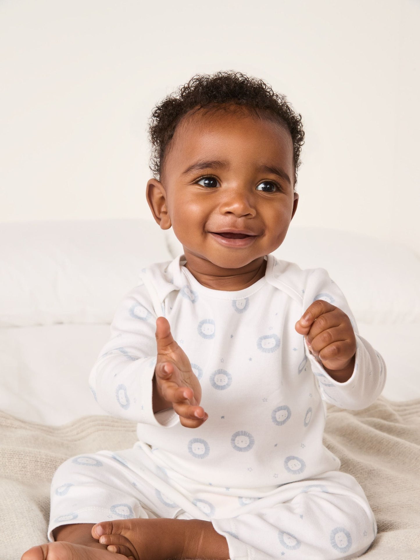 The White Company White & Blue Lion Sleepsuit image 2