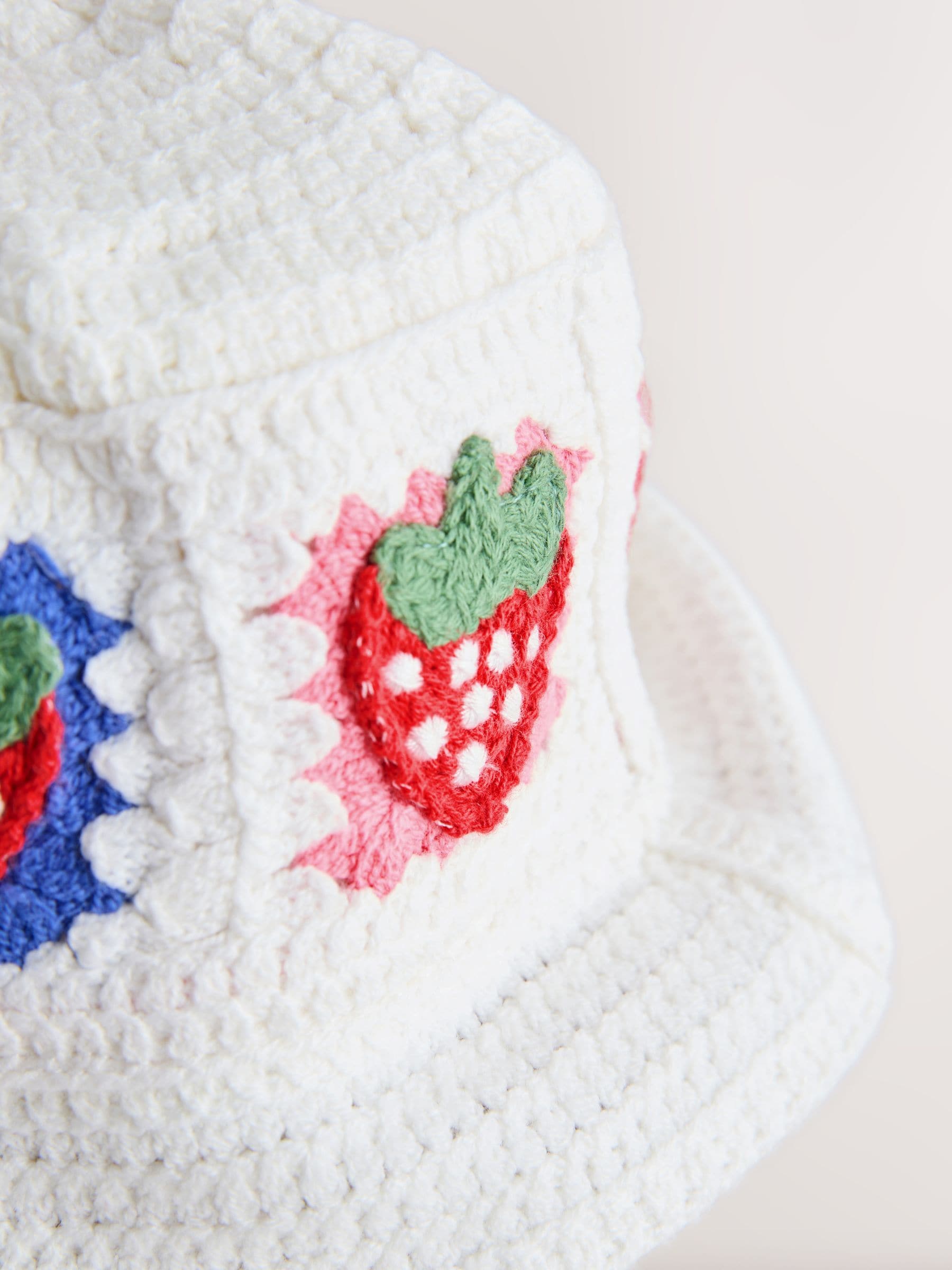 Crochet Knitted Baby Bucket Hat image 2