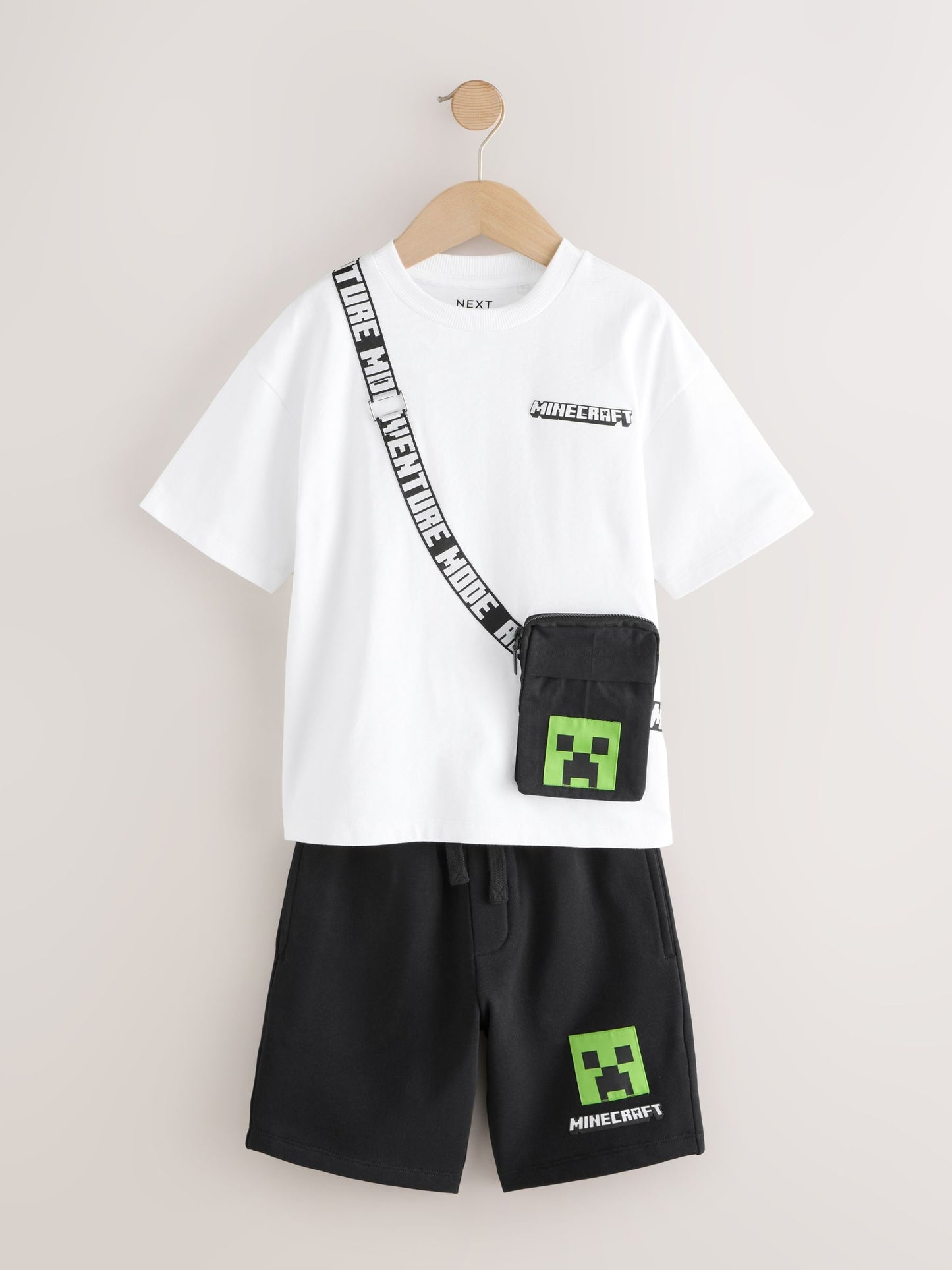 Dsiney Kidz - White/Black Minecraft Bag T-Shirt and Shorts Set (3-16yrs) image 4
