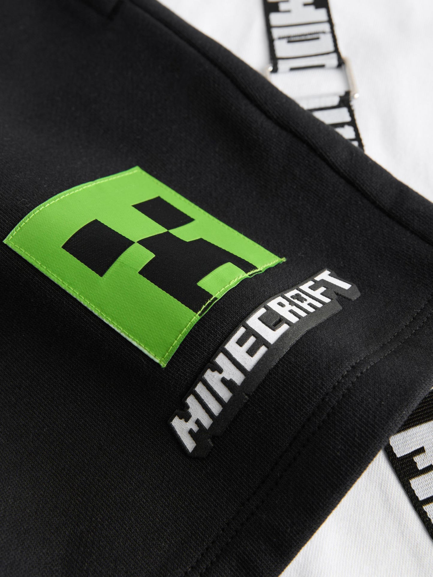 Dsiney Kidz - White/Black Minecraft Bag T-Shirt and Shorts Set (3-16yrs) image 7