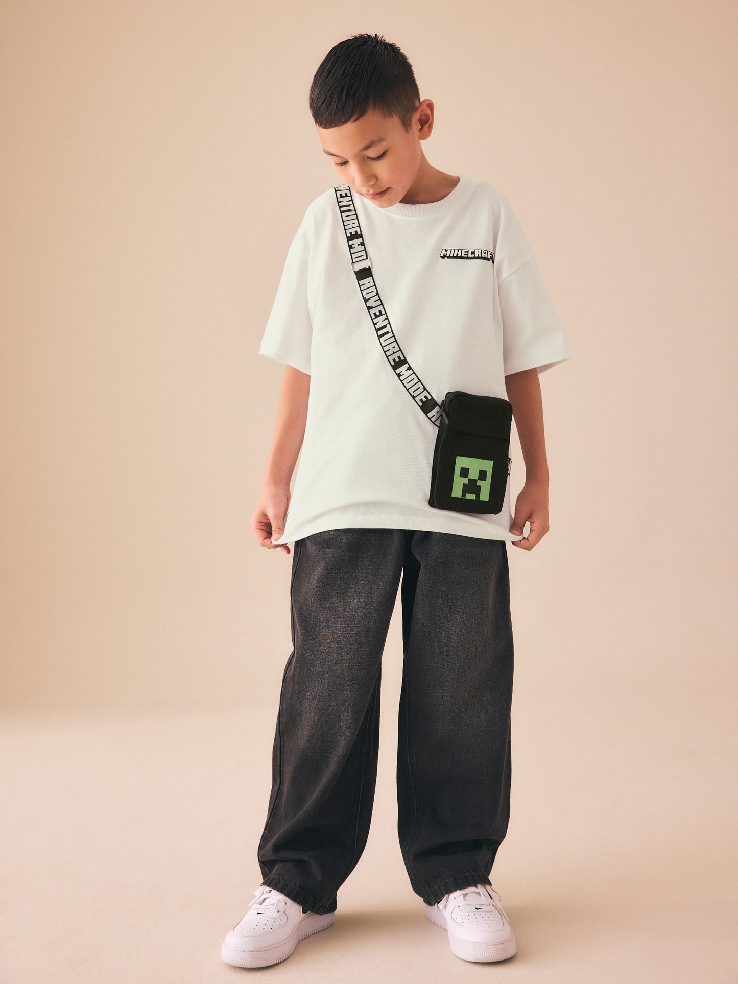 Dsiney Kidz - Stone Minecraft Bag T-Shirt (3-16yrs) image 1