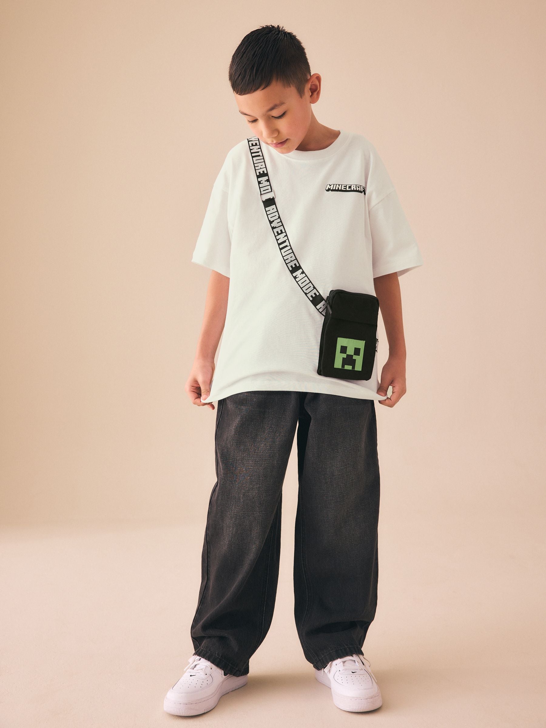 Dsiney Kidz - Stone Minecraft Bag T-Shirt (3-16yrs) image 1