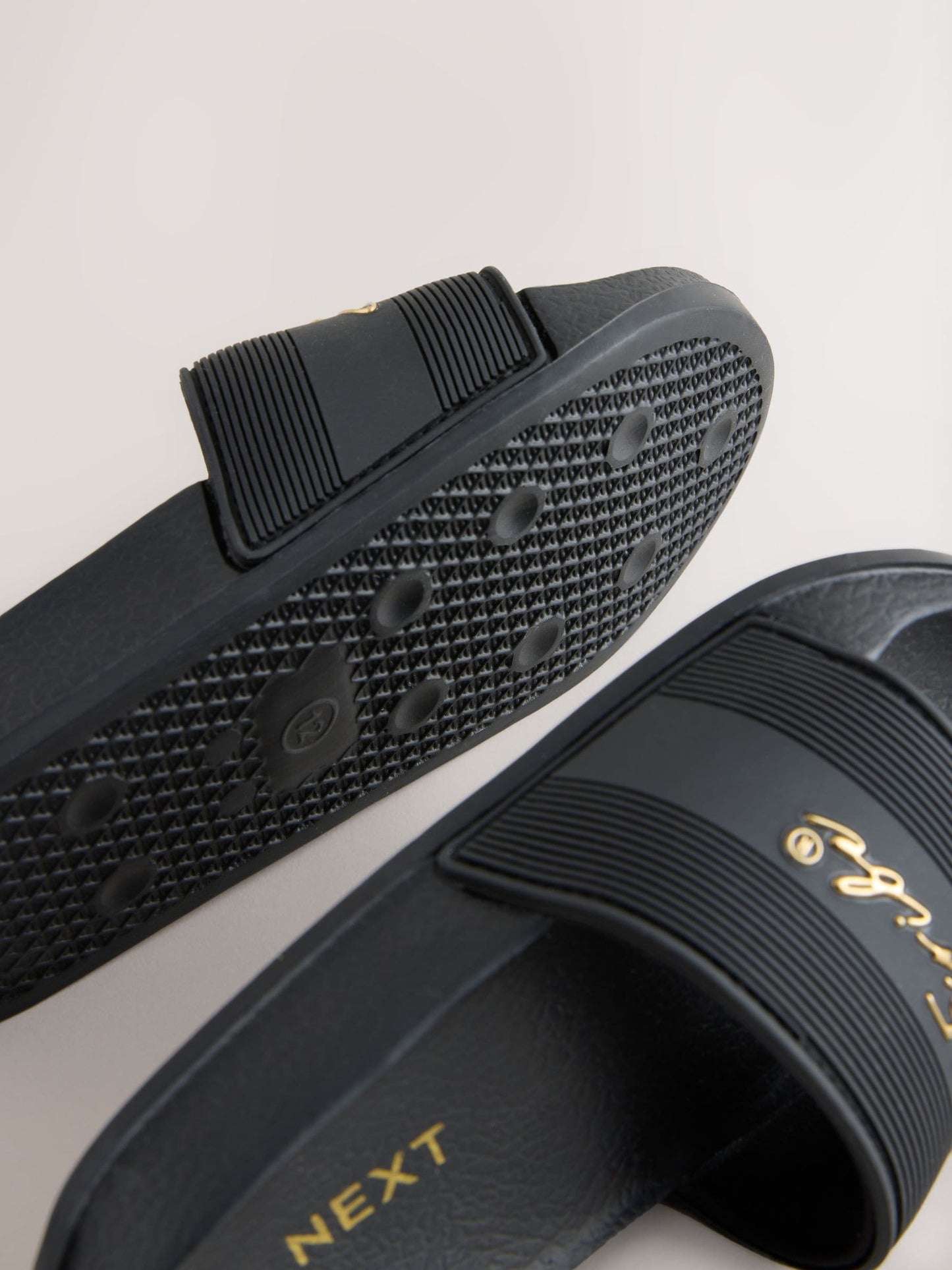 Black Subscribe Classic Sliders image 6