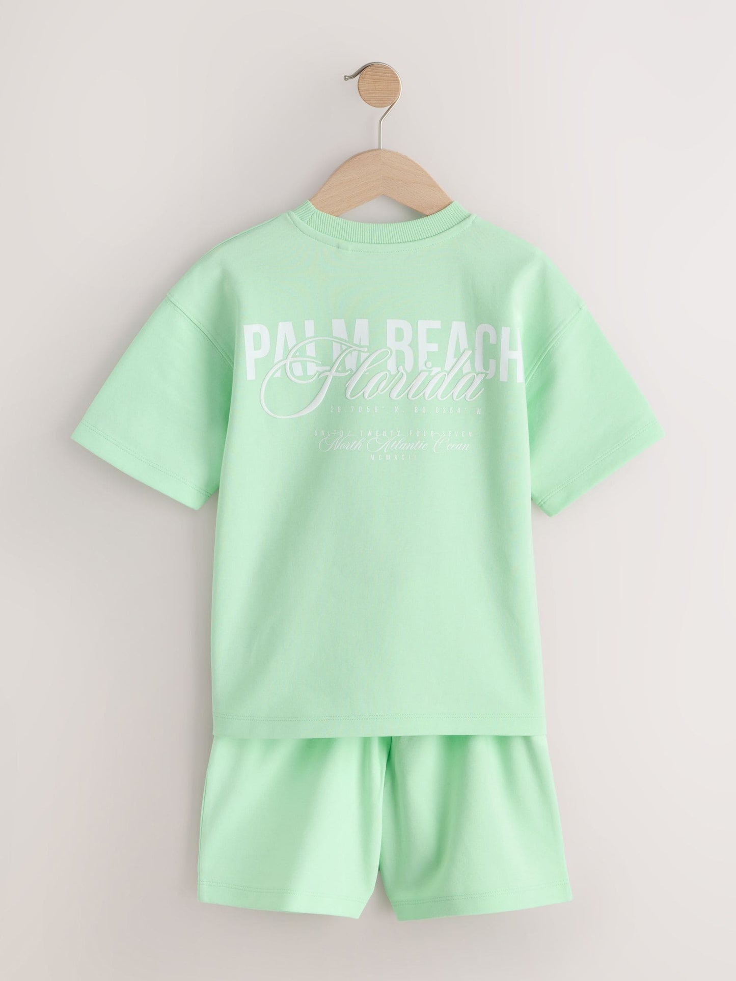 Dsiney Kidz - Bright Green Heavyweight Short Sleeve T-Shirt and Shorts Set (3-16yrs) image 6