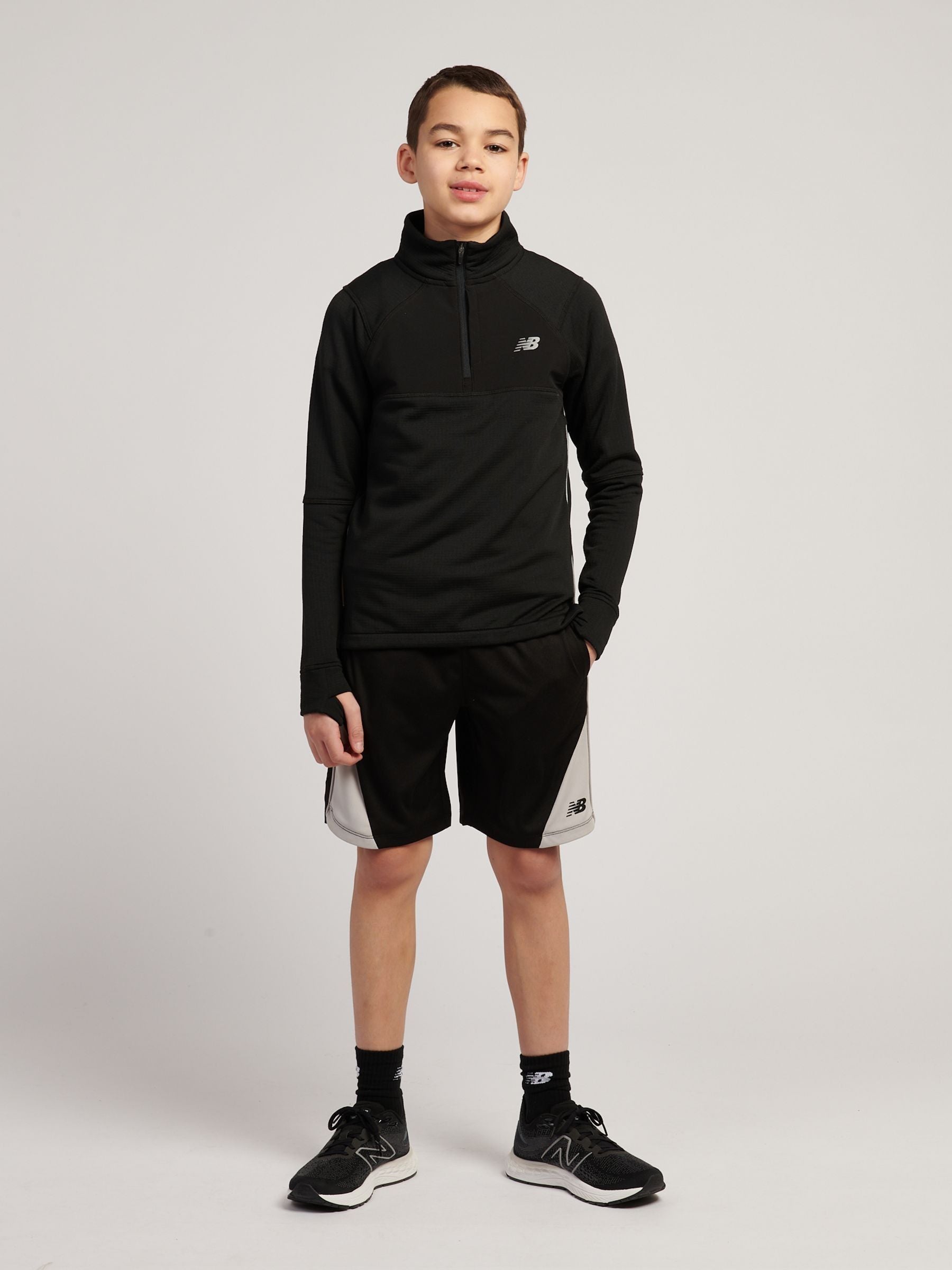 Dsiney Kidz - New Balance Black Panelled Football Shorts image 5